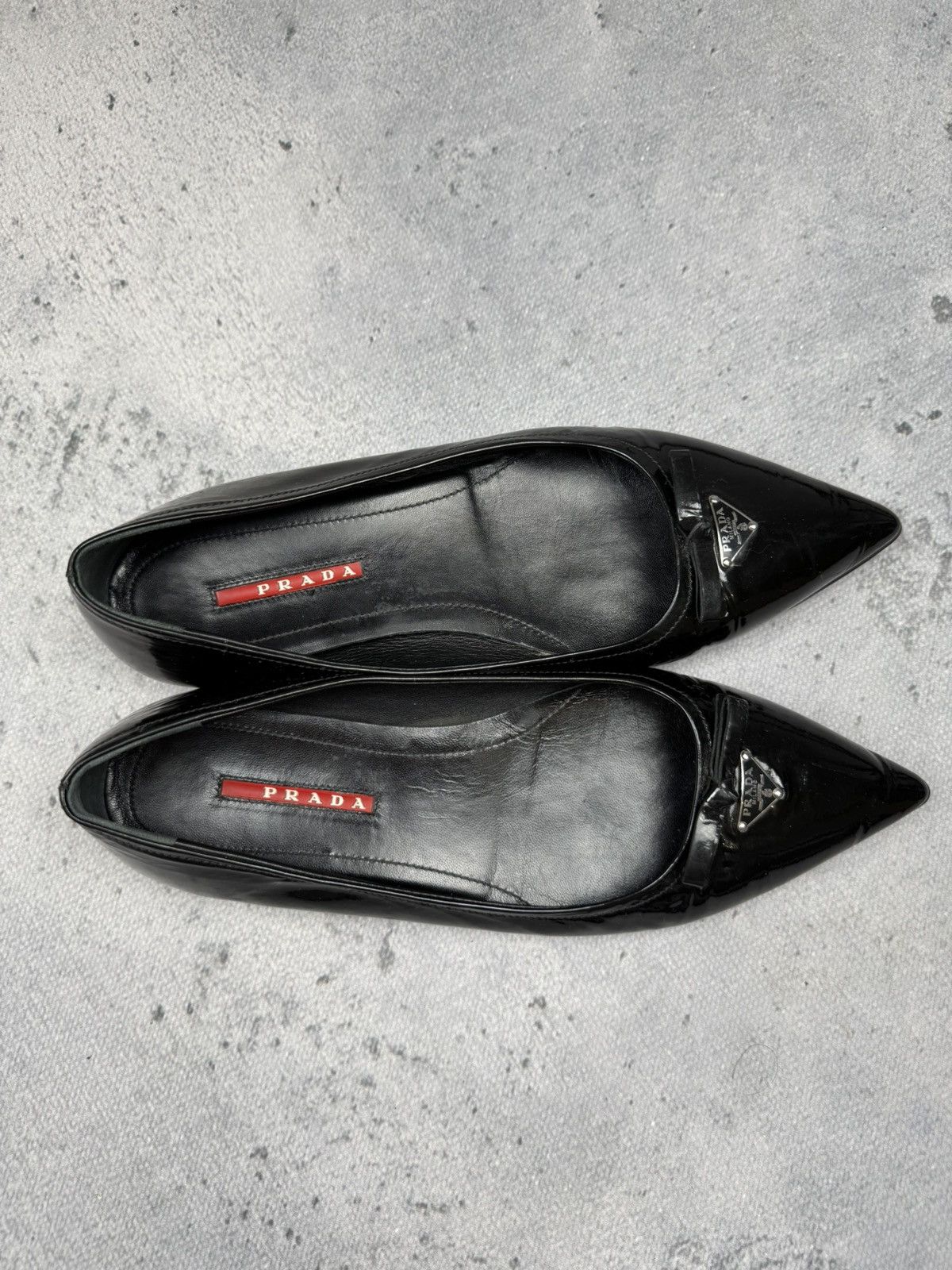 Prada Prada Black Patent Leather Pointed Toe Flats Metal Logo Rare Size US 8.5 / IT 38.5 - 9 Thumbnail
