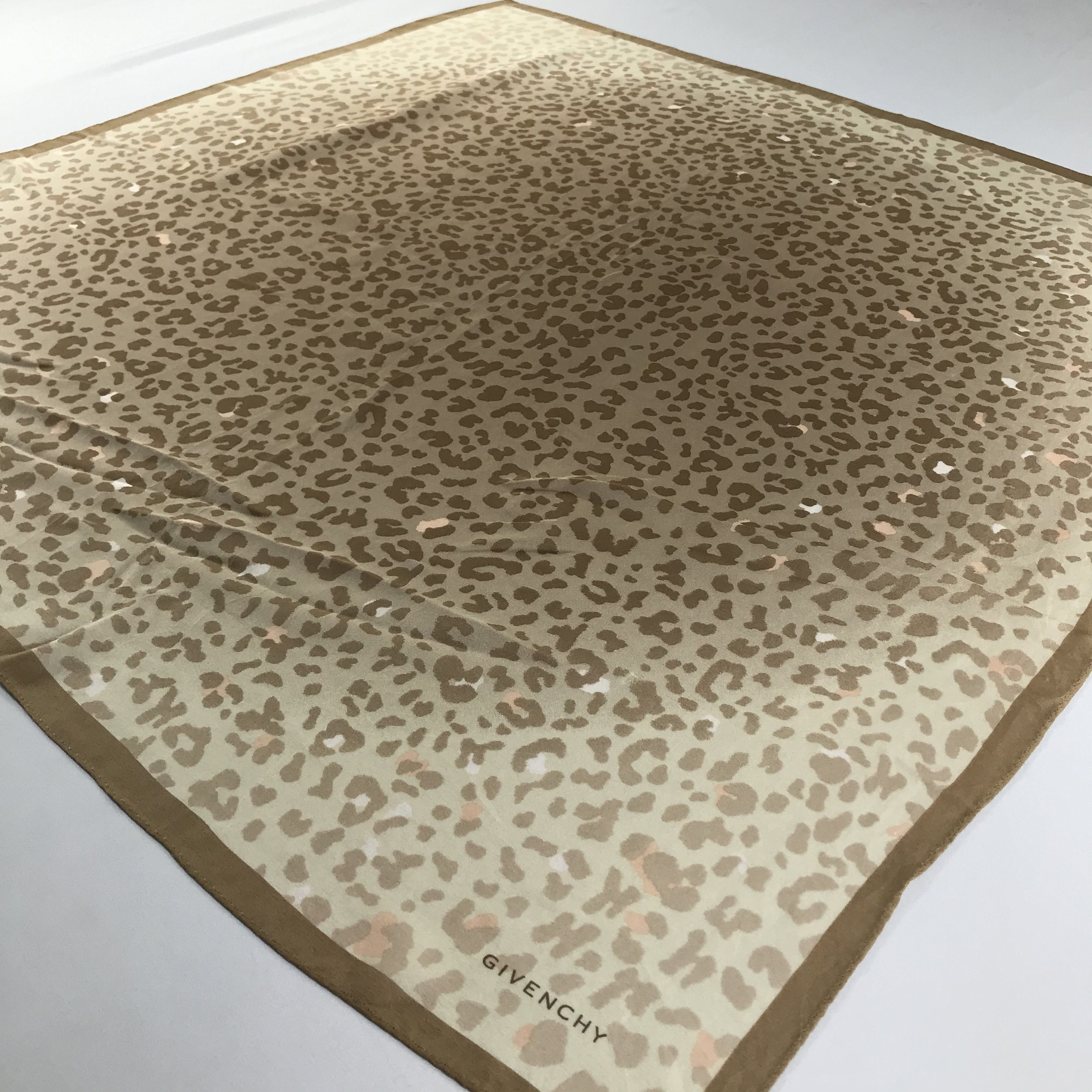 Vintage Vintage Givenchy Silk Scarf Size ONE SIZE - 3 Thumbnail