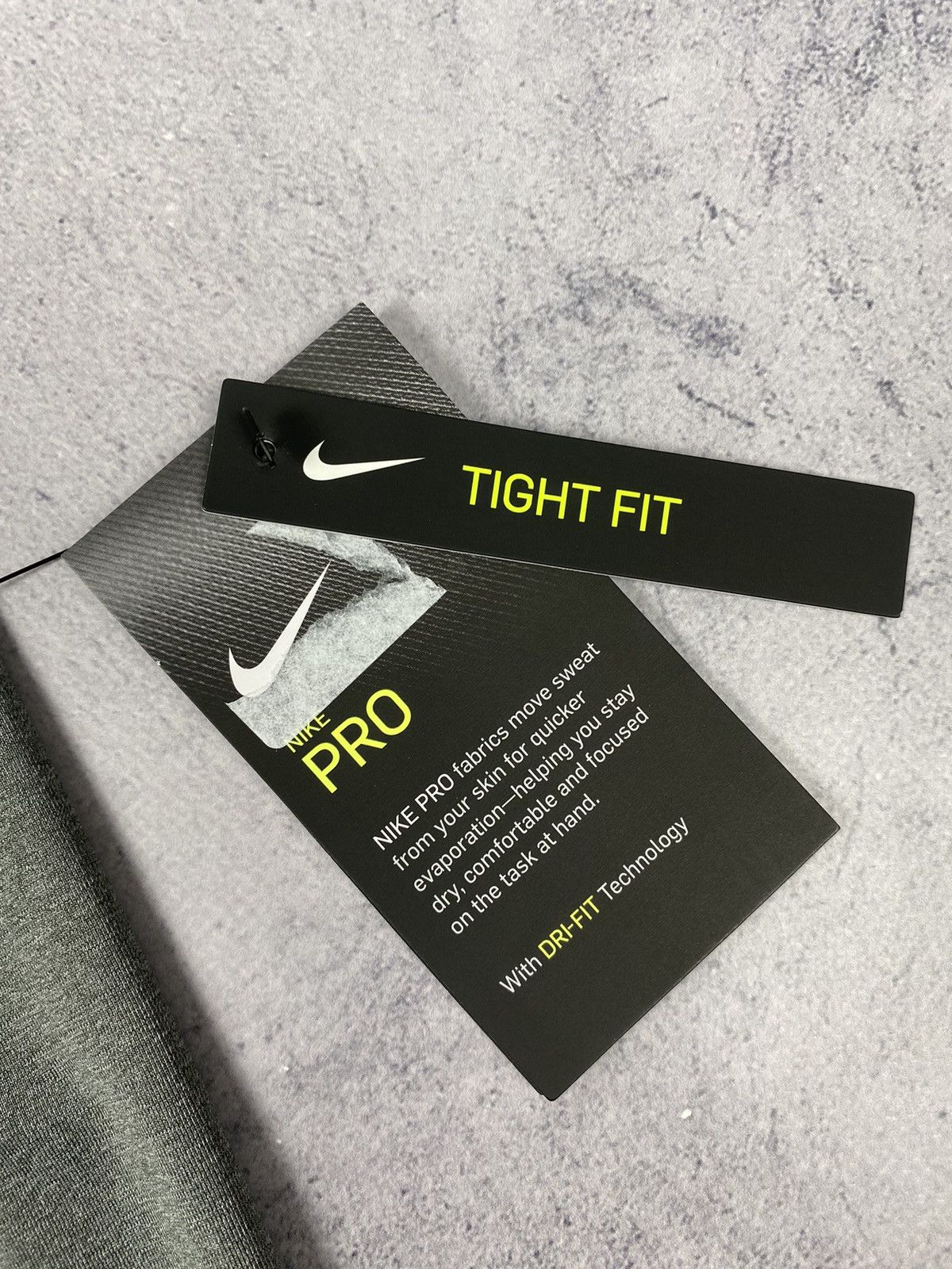 Nike Nike Pro Dri Fit Long Sleeve Compression Training Tee Jersey Size US S / EU 44-46 / 1 - 7 Thumbnail