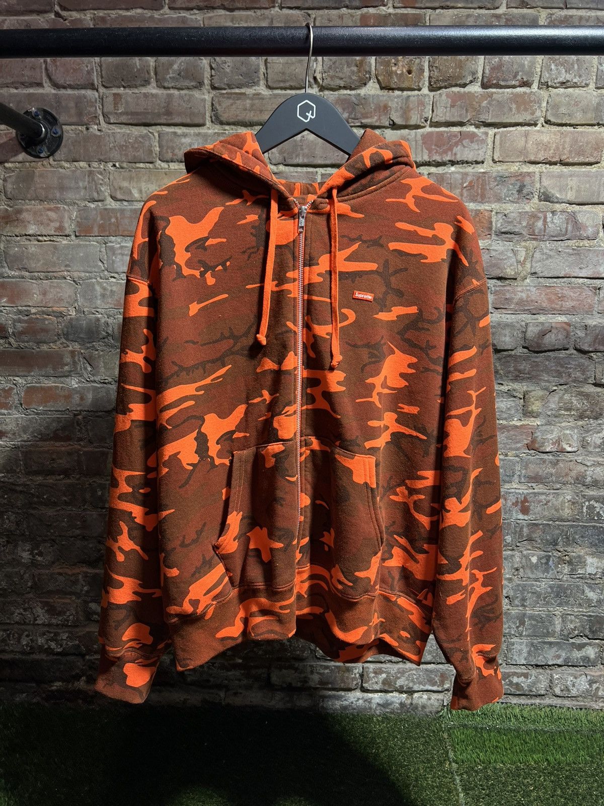 Supreme Supreme Orange Camo Zip-Up Hoodie Size US M / EU 48-50 / 2 - 1 Thumbnail