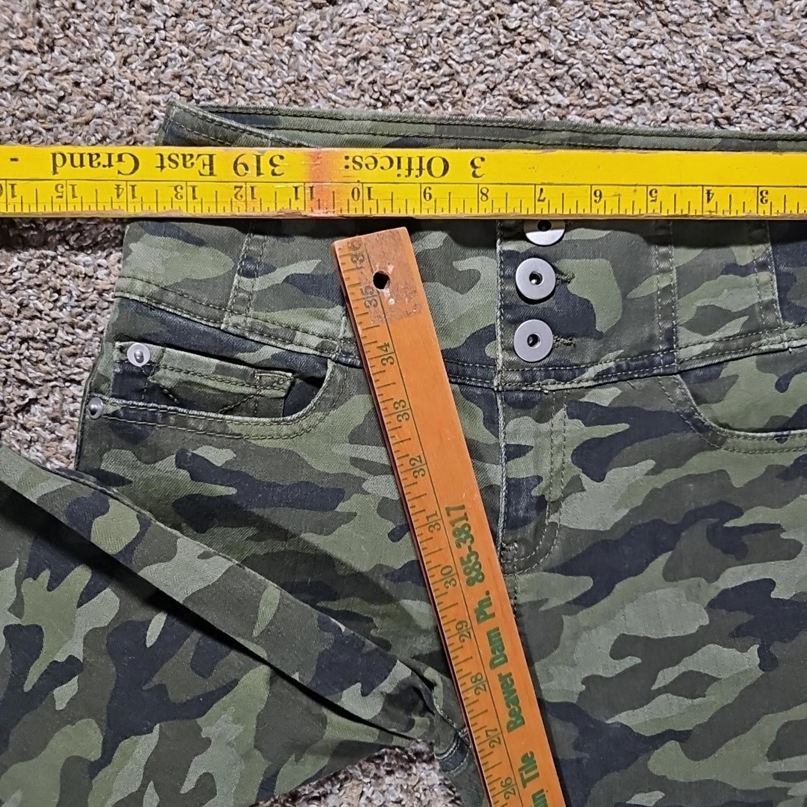 NBDN Nobrandedon NOBO green camo highrise sculpting skinny jeans women/teen 7 Size 30" / US 8 / IT 44 - 5 Thumbnail