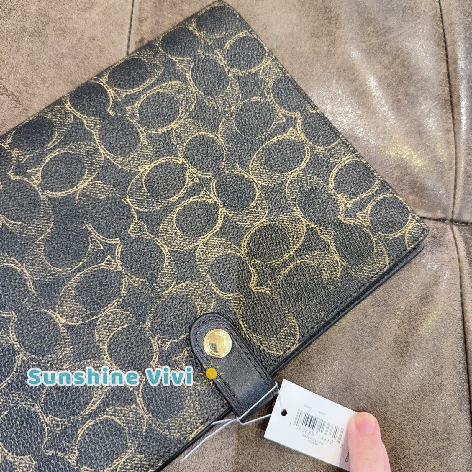 Coach NWT Coach Notebook Loved Signature Canvas Gold/Brown CDX99 Size ONE SIZE - 4 Thumbnail