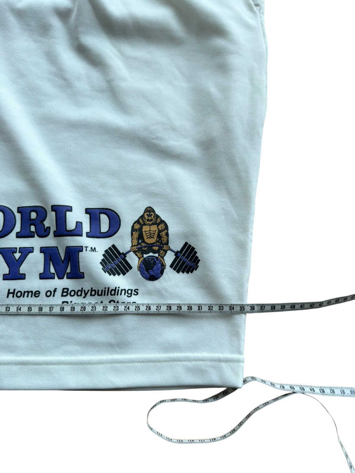 Vintage RARE* VINTAGE 90s BAGGY SHORT WORLD GYM GORILLA BODYBUILDING Size US 34 / EU 50 - 10 Thumbnail