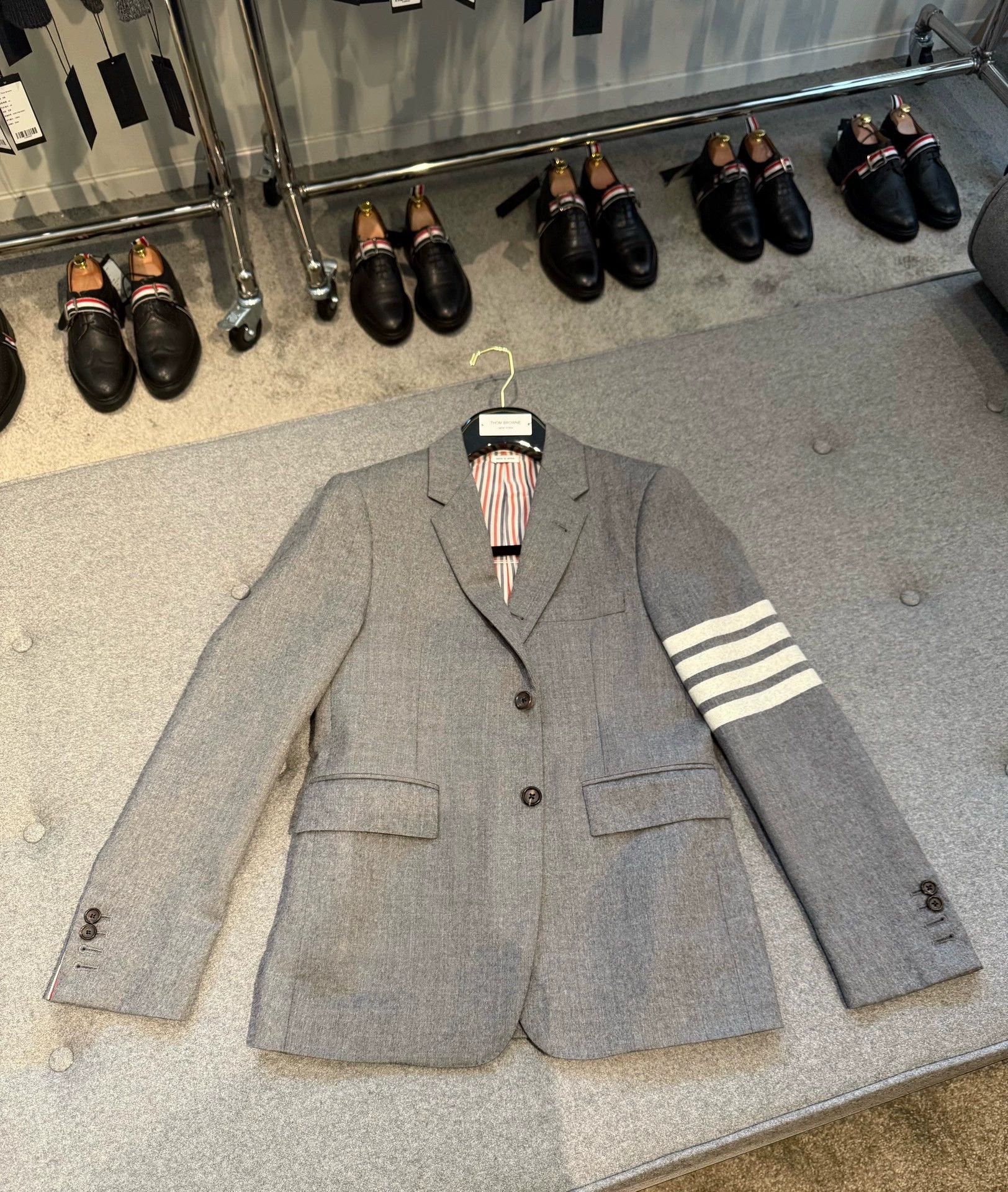 Thom Browne Thom Browne Classic Gray 4-Bar Wool Flannel Suit 9+ Size US S / EU 44-46 / 1 - 5 Thumbnail