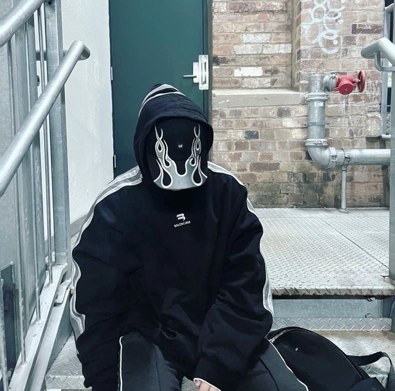 Balenciaga Balenciaga 23ss Black Stripe Sportyb Worn Hoodie 2503-Nexta Size US XL / EU 56 / 4 - 2 Thumbnail