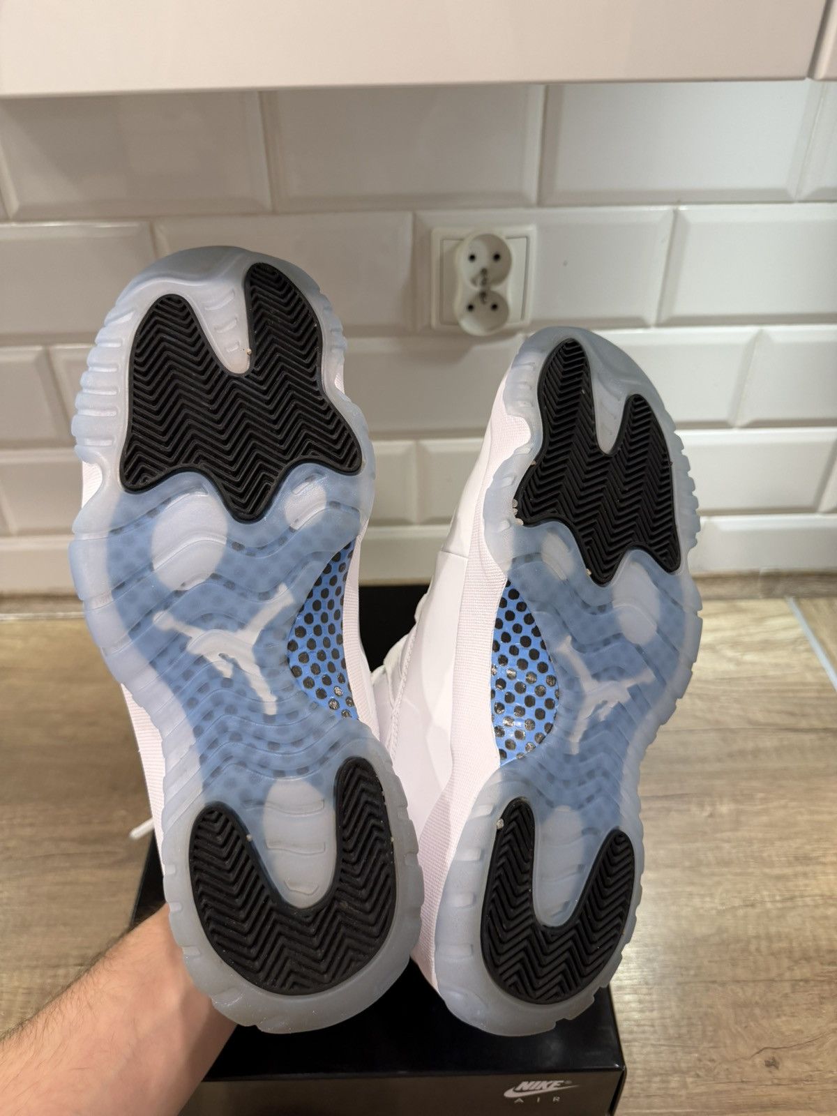 Jordan Brand Jordan 11 Legend Blue Size US 10.5 / EU 43-44 - 6 Thumbnail
