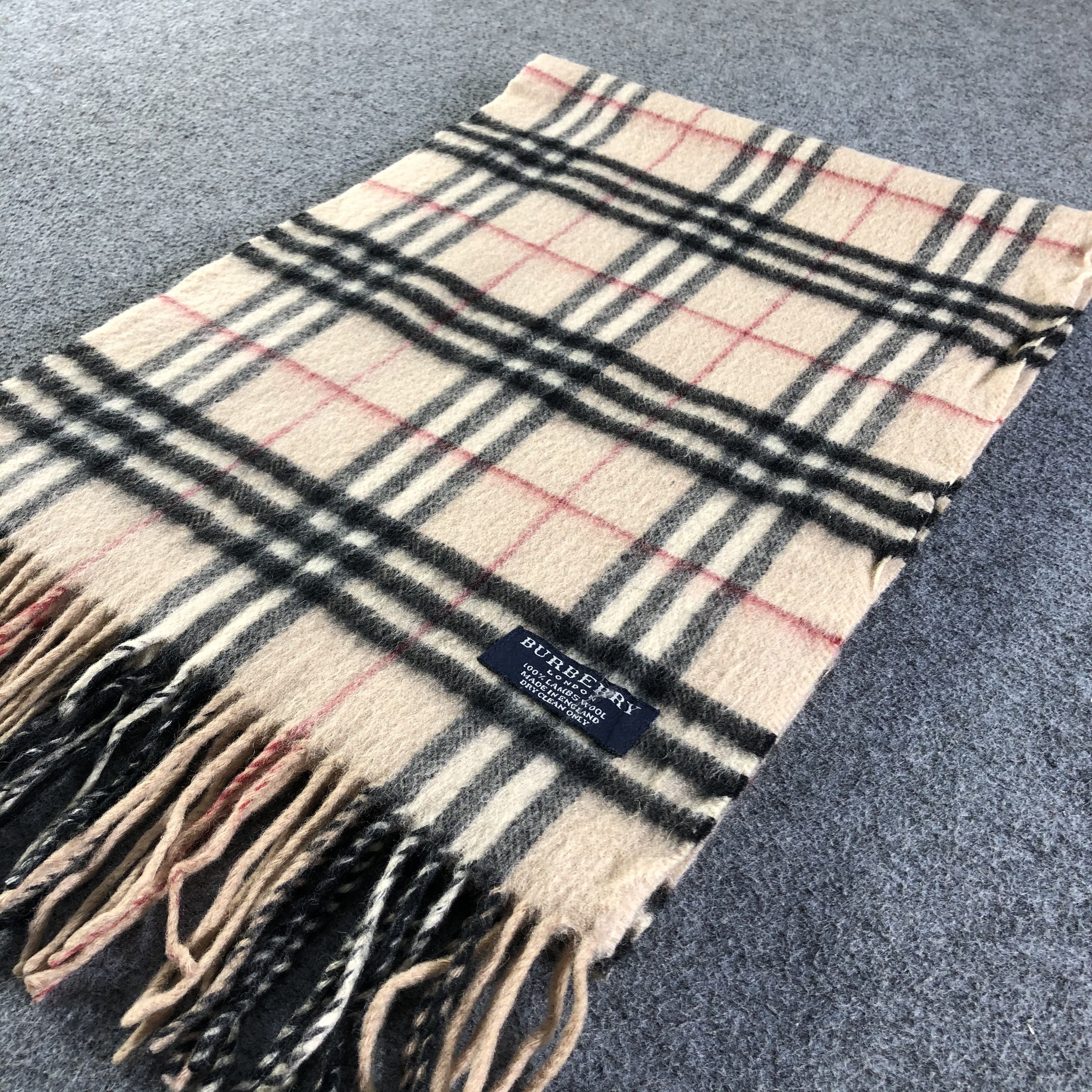 Burberry Burberry Scarf / Muffler / Neckwear Size ONE SIZE - 3 Thumbnail