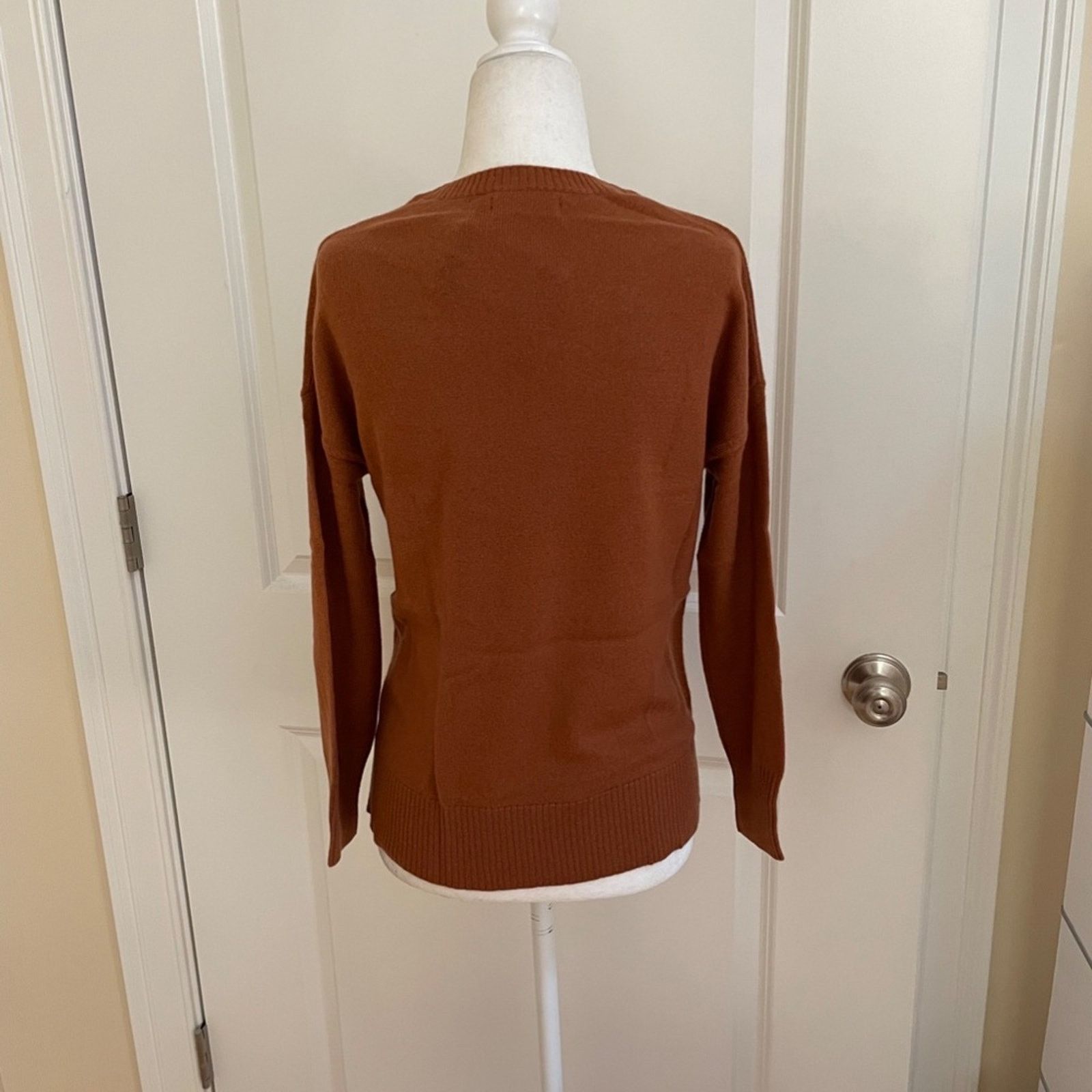 NAADAM Cashmere Oversized V-neck Sweater from Naadam Size XXS / US 00 / IT 34 - 3 Thumbnail