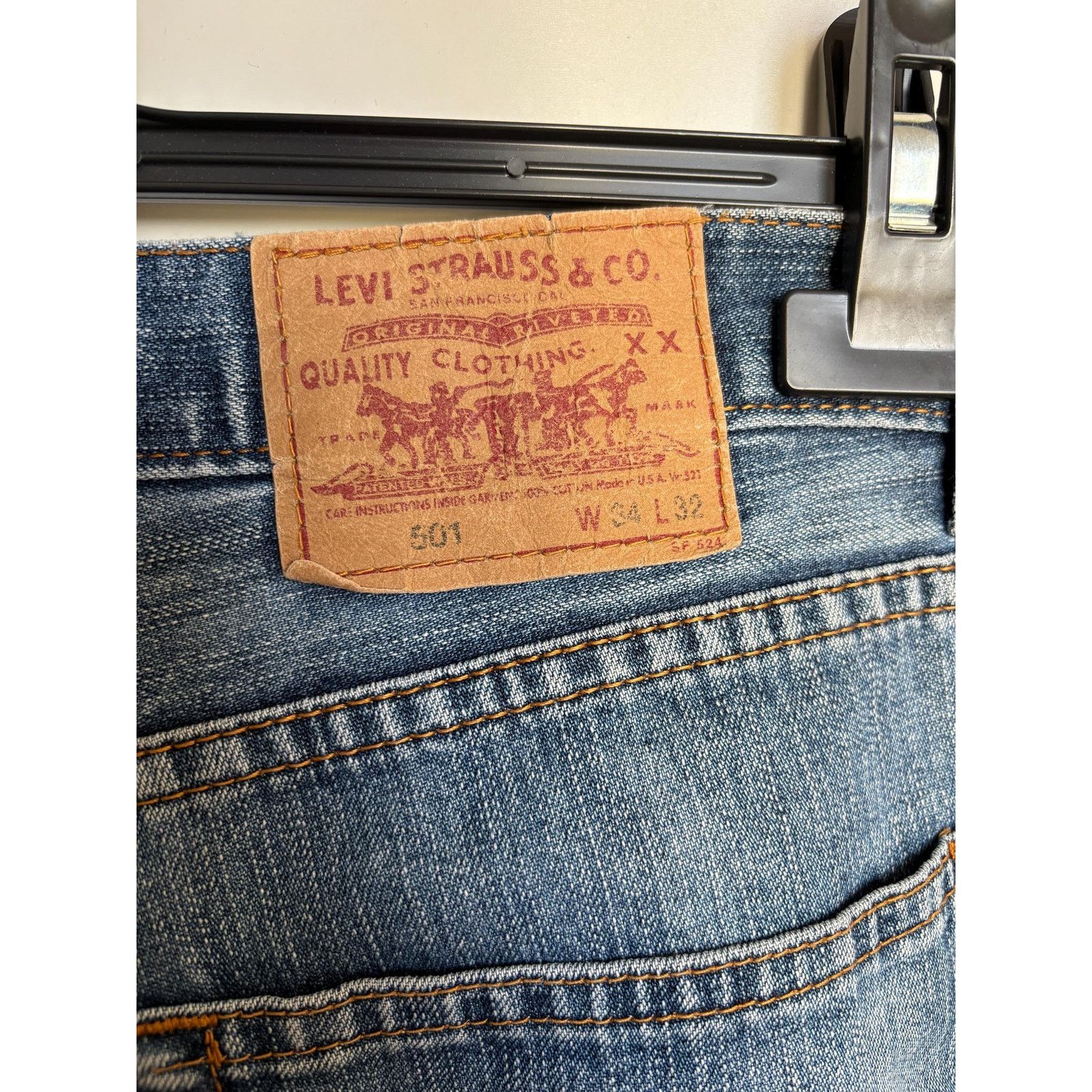 Levi's × Levi's Vintage Clothing × Vintage Levi’s 501 USA 1996 W34 Cut-Off Light Wash Button Fly Shorts Size US 34 / EU 50 - 8 Thumbnail