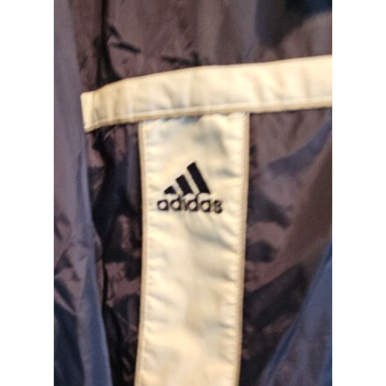 Adidas VINTAGE adidas Coat Windbreaker Full Zip 3 Stripe Mens Medium Blue Nylon Full Zip Embroidered Logo Shirt? Size US M / EU 48-50 / 2 - 3 Thumbnail