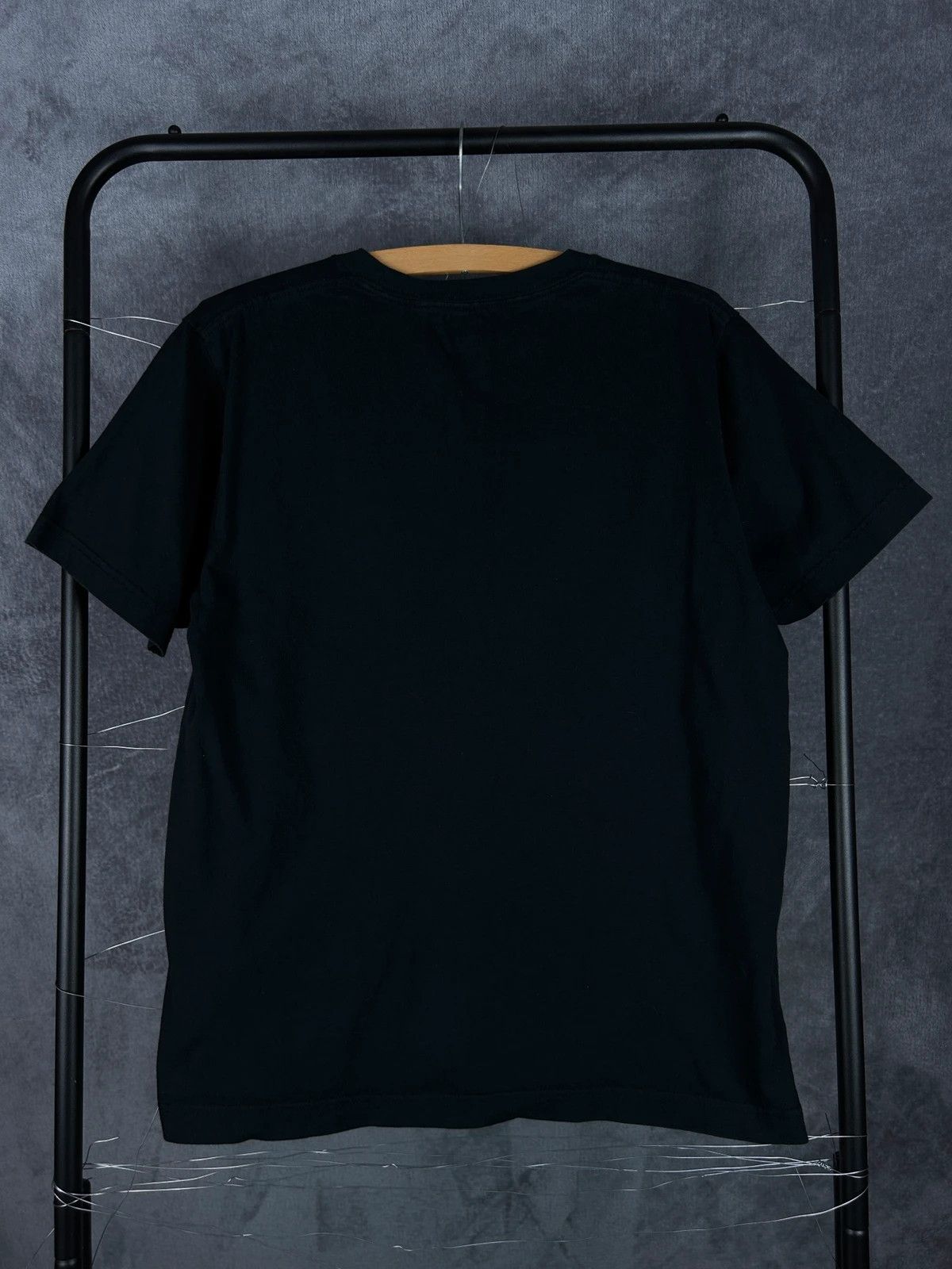Uniqlo Demon Slayer x Uniqlo Kamado Tanjiro tee black big logo Size US S / EU 44-46 / 1 - 2 Thumbnail