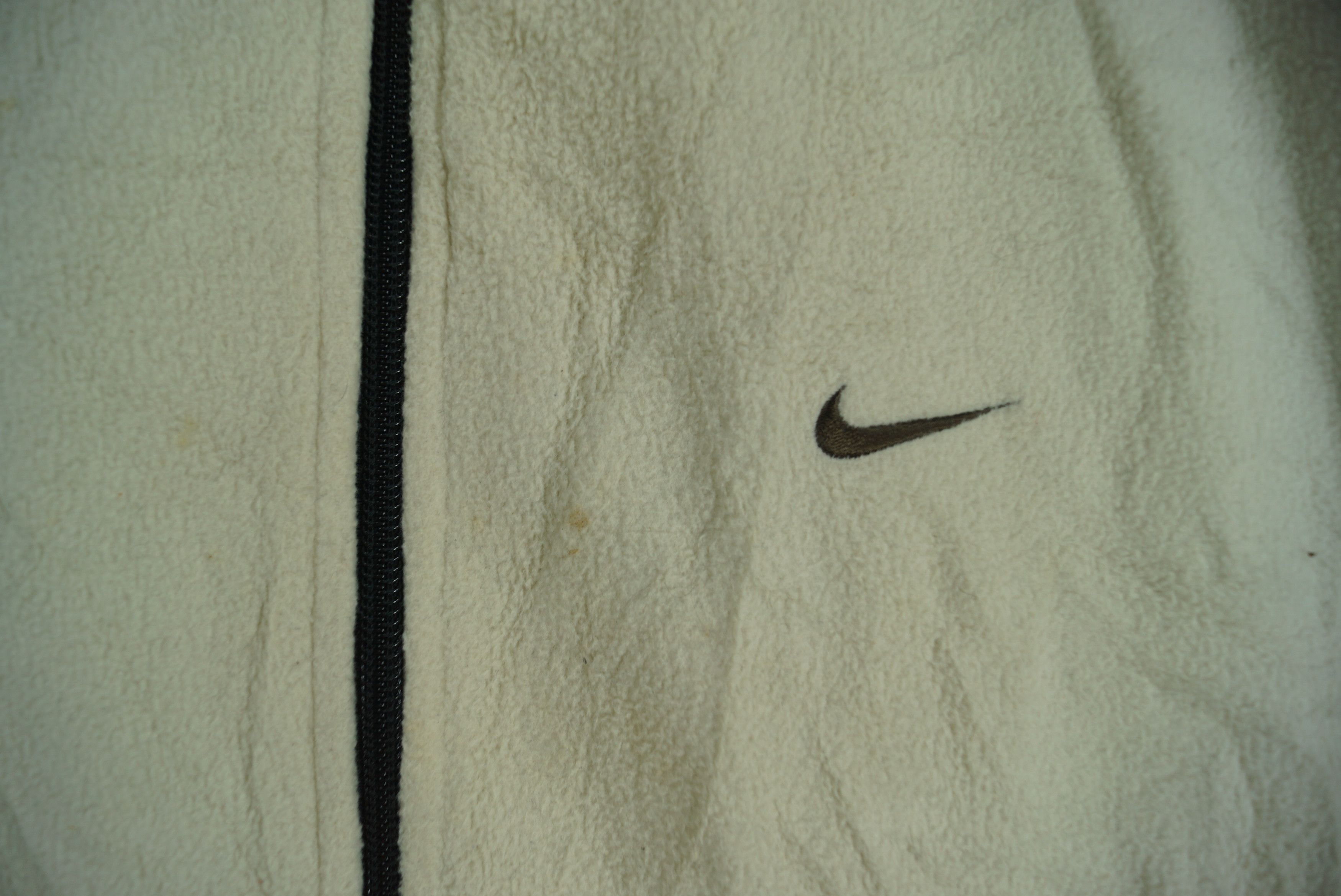 Nike × Vintage Vintage Nike Sweater Fleece Small Logo Size US M / EU 48-50 / 2 - 2 Thumbnail