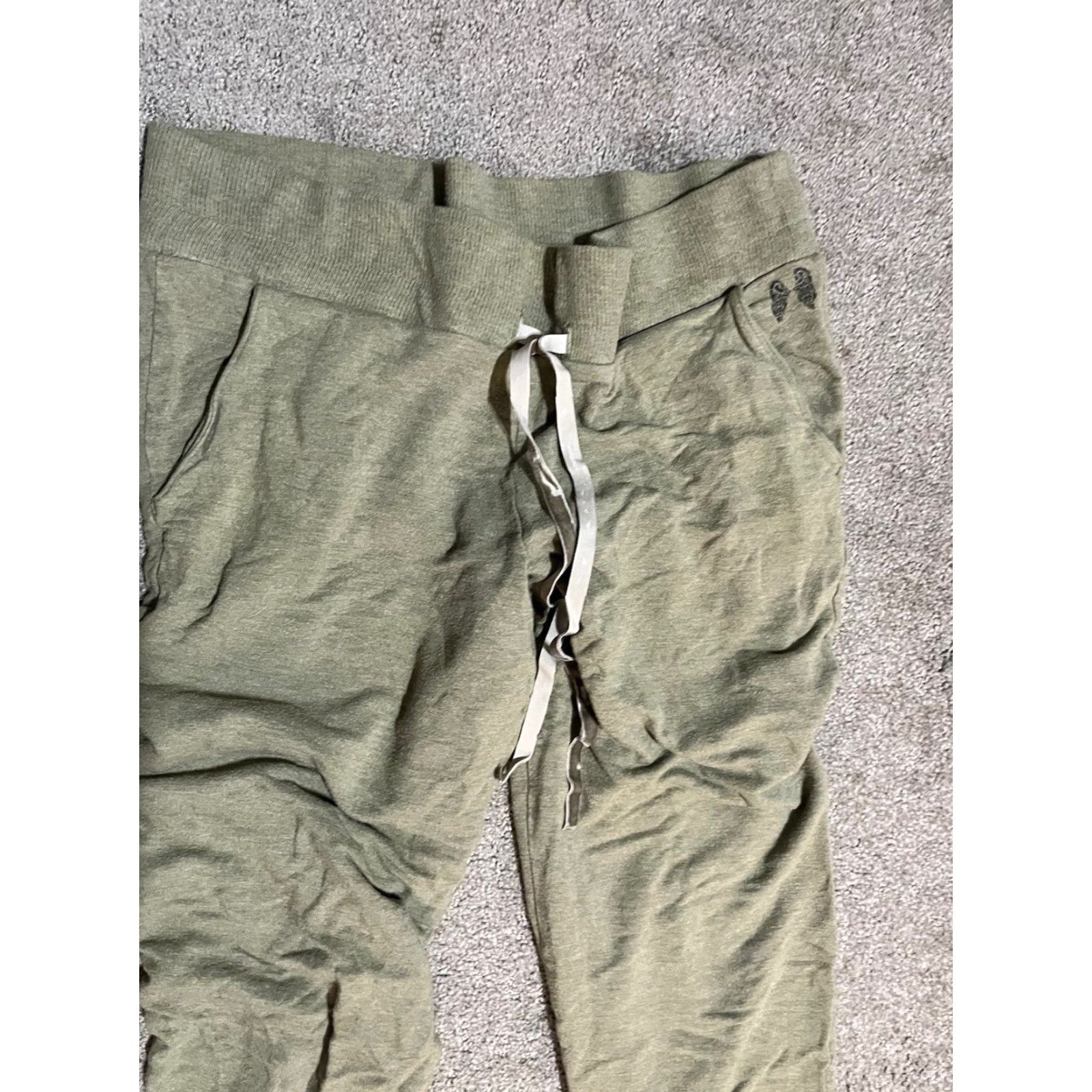 Victoria's Secret Victoria's Secret Sweatpants Victoria Green Size M Adult Regular XS? Size 32" / US 10 / IT 46 - 2 Thumbnail