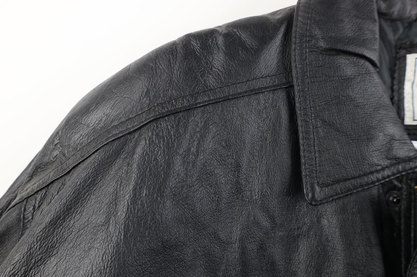 Vintage Vintage 90s Streetwear Leather Flight Bomber Jacket Black Size US XL / EU 56 / 4 - 4 Thumbnail