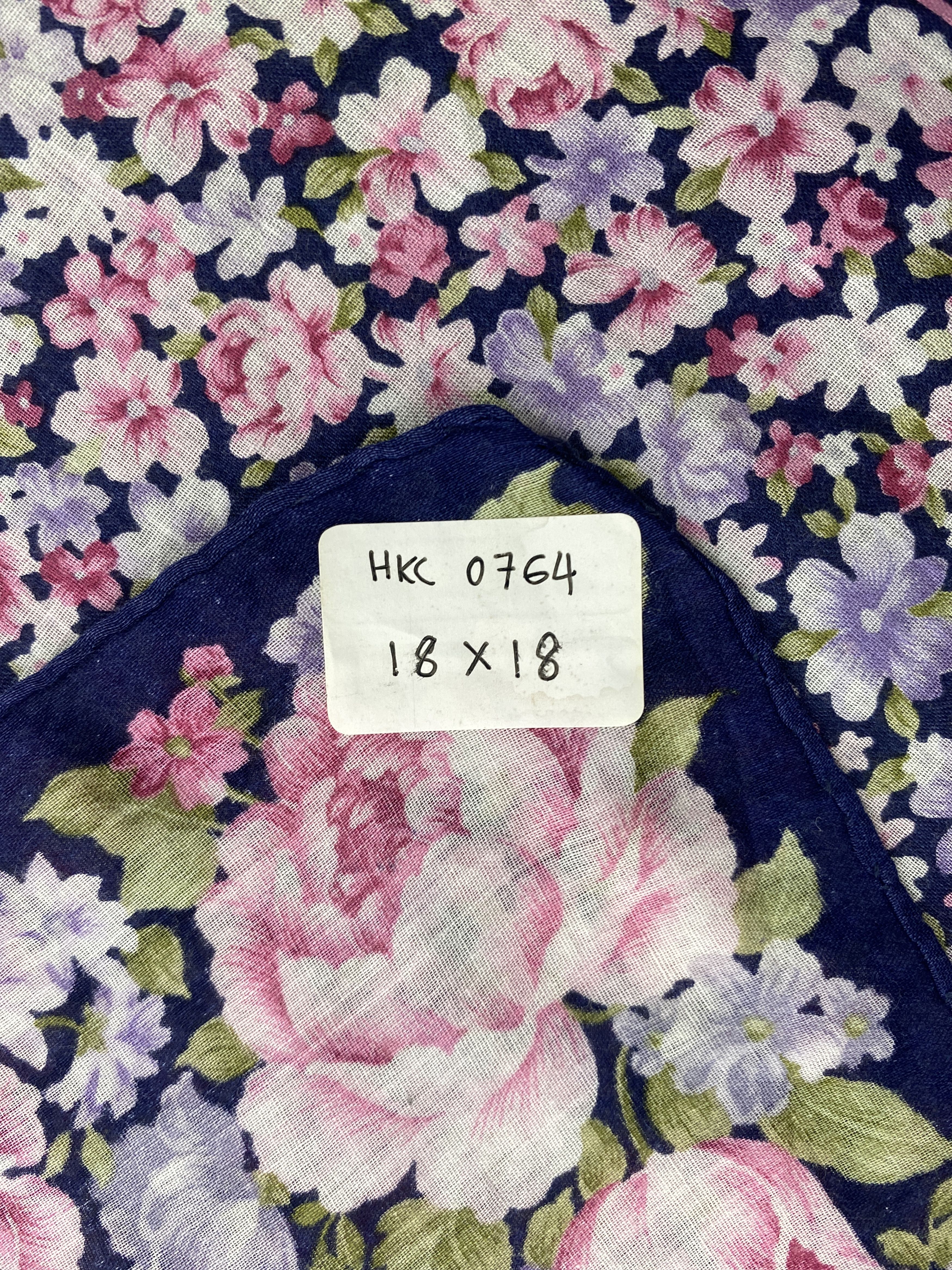 Yves Saint Laurent Yves Saint Laurent Handkerchief / Neckerchief HKC0764 Size ONE SIZE - 6 Thumbnail