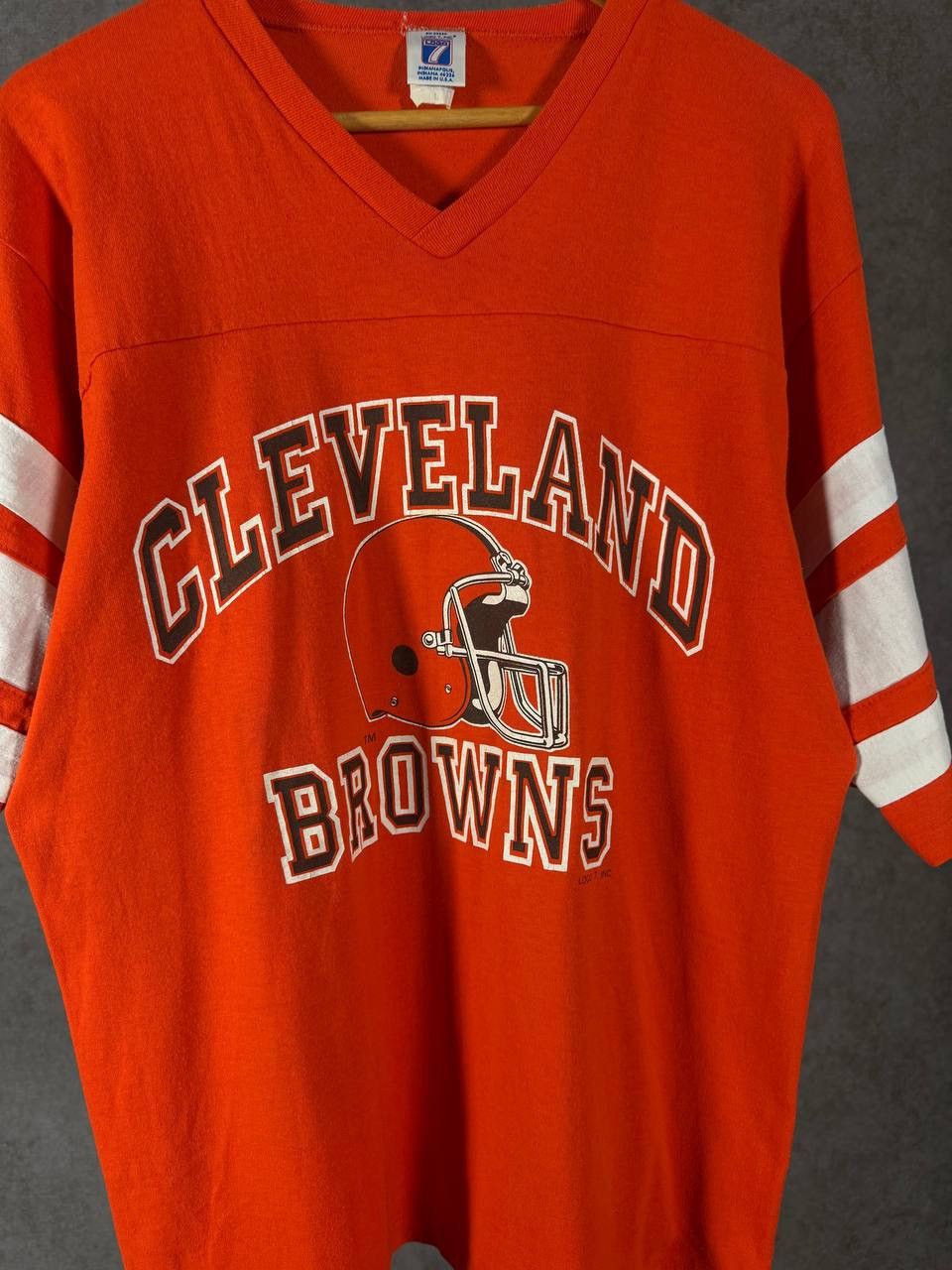 Logo 7 Cleveland Browns NFL vintage made in USA tee Size US L / EU 52-54 / 3 - 3 Thumbnail
