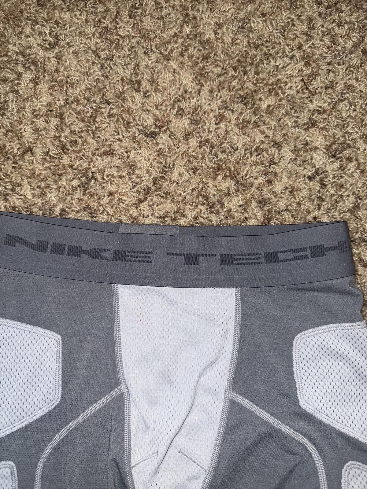 Nike Nike Tech Men's Dri-FIT Base Layer Short Sample Size US 32 / EU 48 - 3 Thumbnail