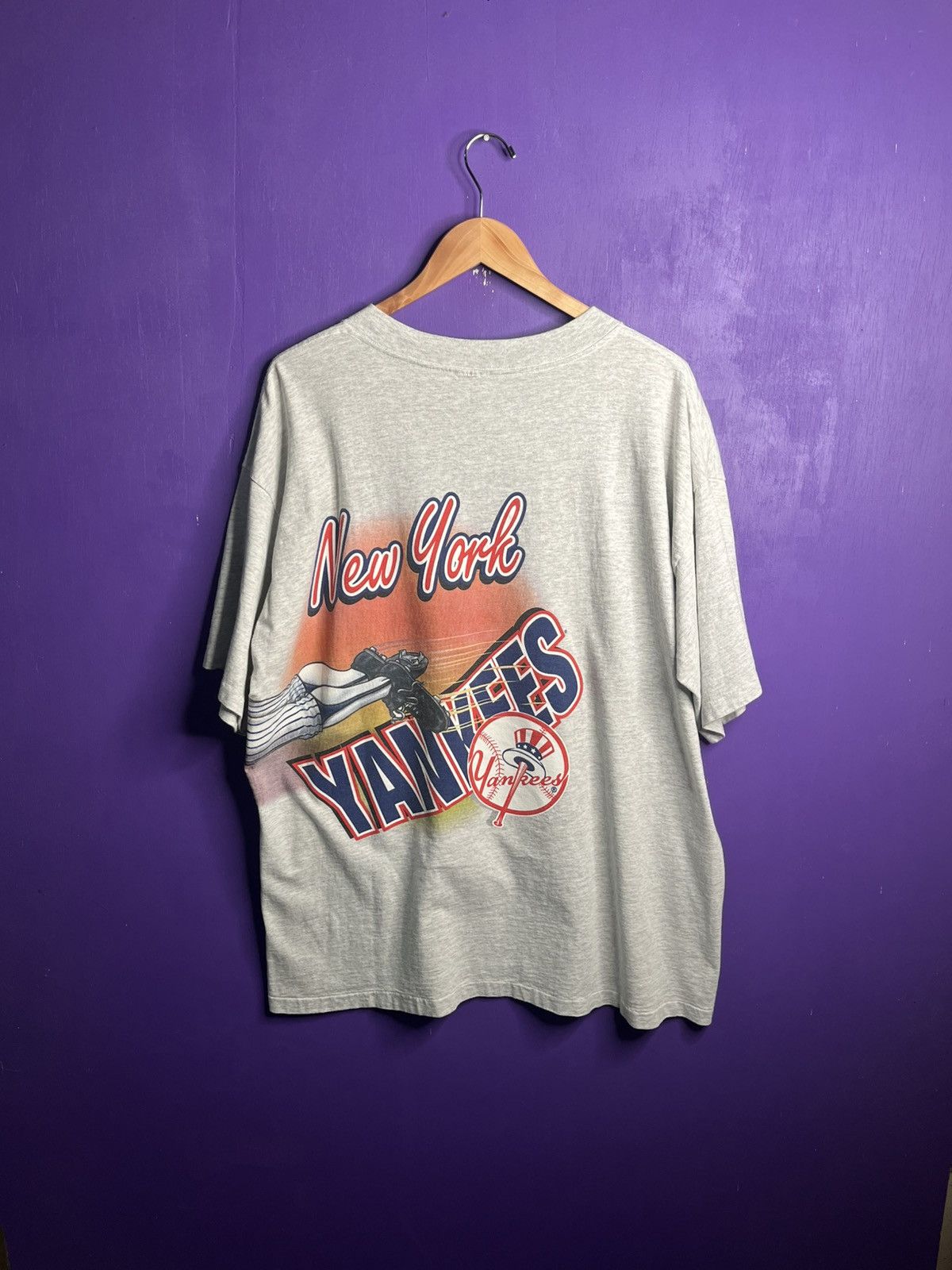 MLB × Vintage Vintage 90s New York Yankees wrap around t-shirt Size US XXL / EU 58 / 5 - 2 Thumbnail