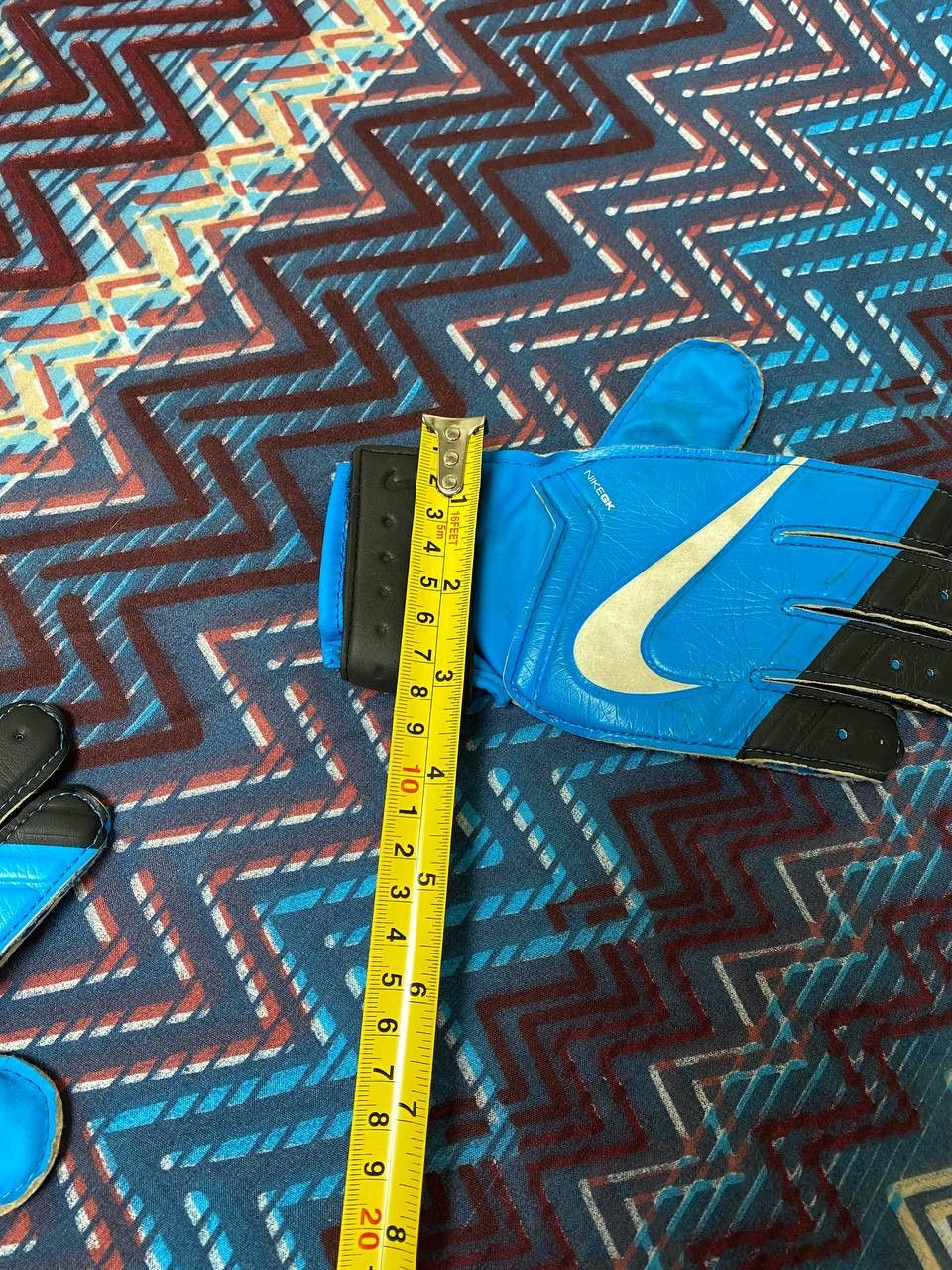 Nike Gloves Nike football Vintage Sportwear Y2K Size ONE SIZE - 11 Thumbnail