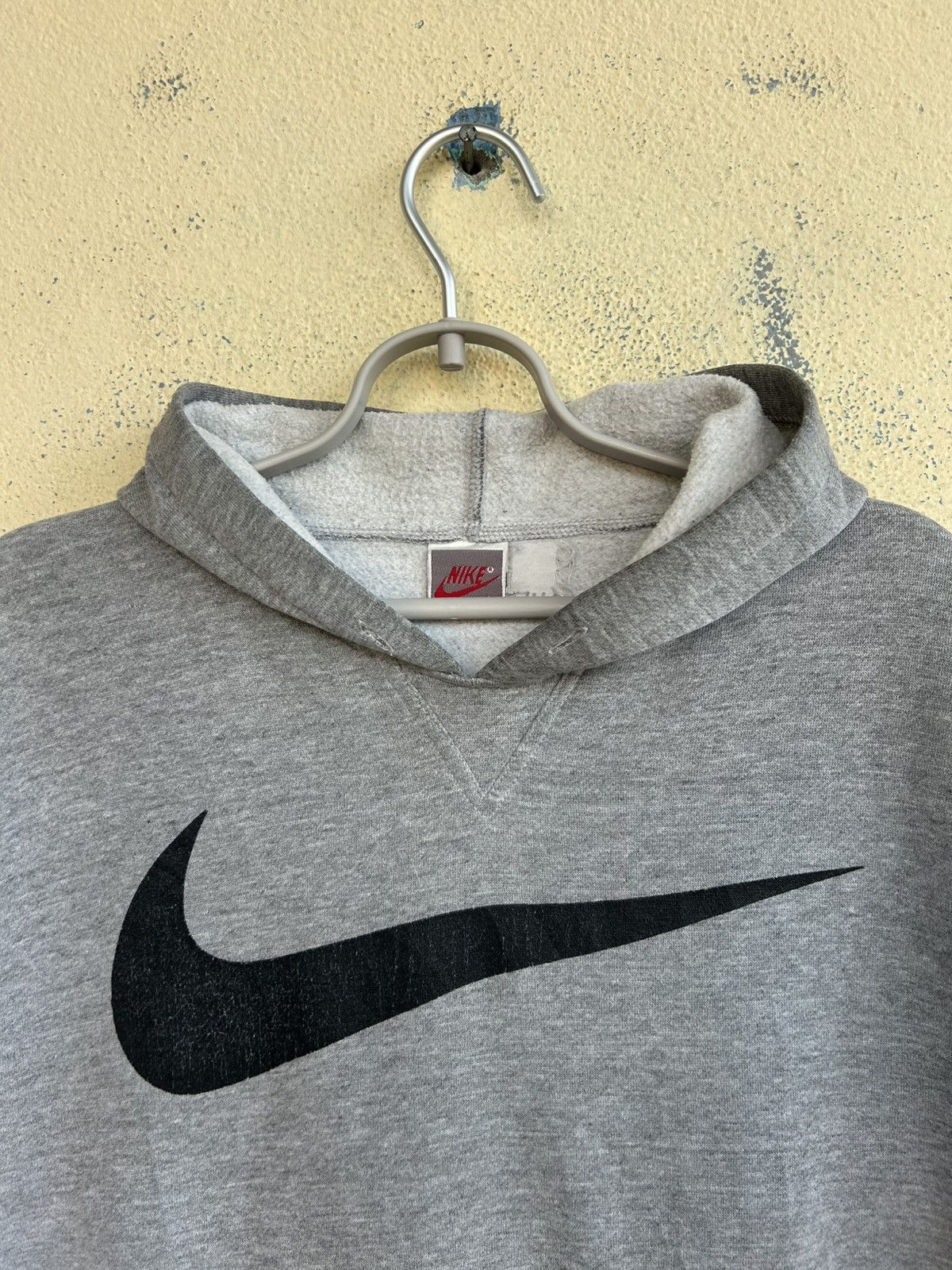 Nike × Vintage Vintage Nike Grey Tag Big Swoosh Hoodie Size US L / EU 52-54 / 3 - 4 Thumbnail