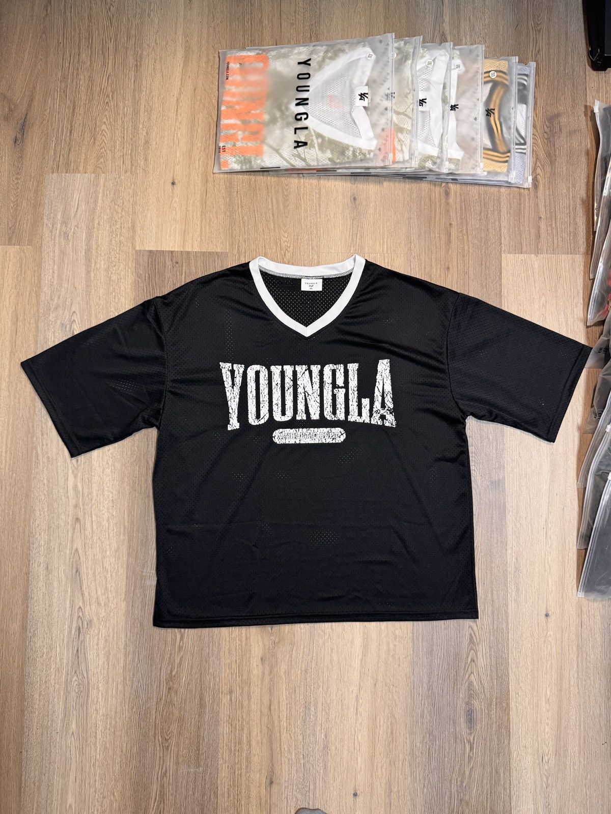Alphalete Athletics YoungLa VARSITY FOOTBALL CROPPED JERSEY Size US XL / EU 56 / 4 - 3 Thumbnail