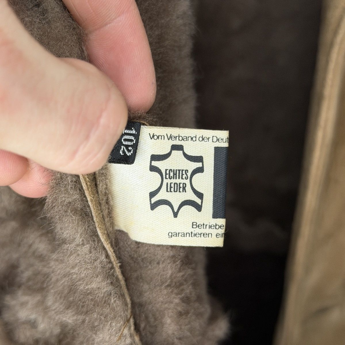 Genuine Leather Vintage Shearling Coat like Prada Size US M / EU 48-50 / 2 - 14 Thumbnail