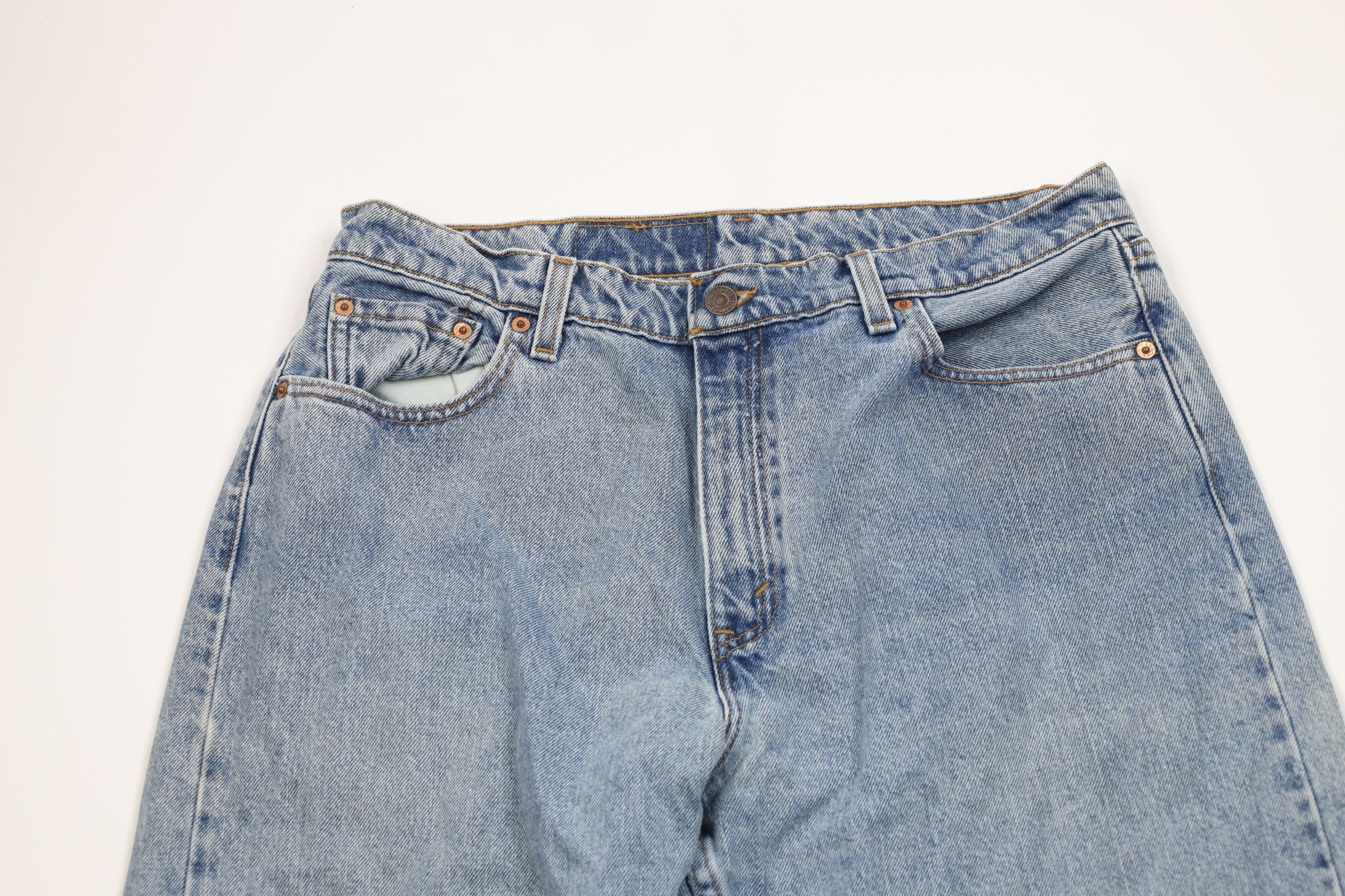 Levi's Vintage 90s Levis 560 Loose Fit Tapered Leg Denim Jeans Size US 32 / EU 48 - 2 Thumbnail