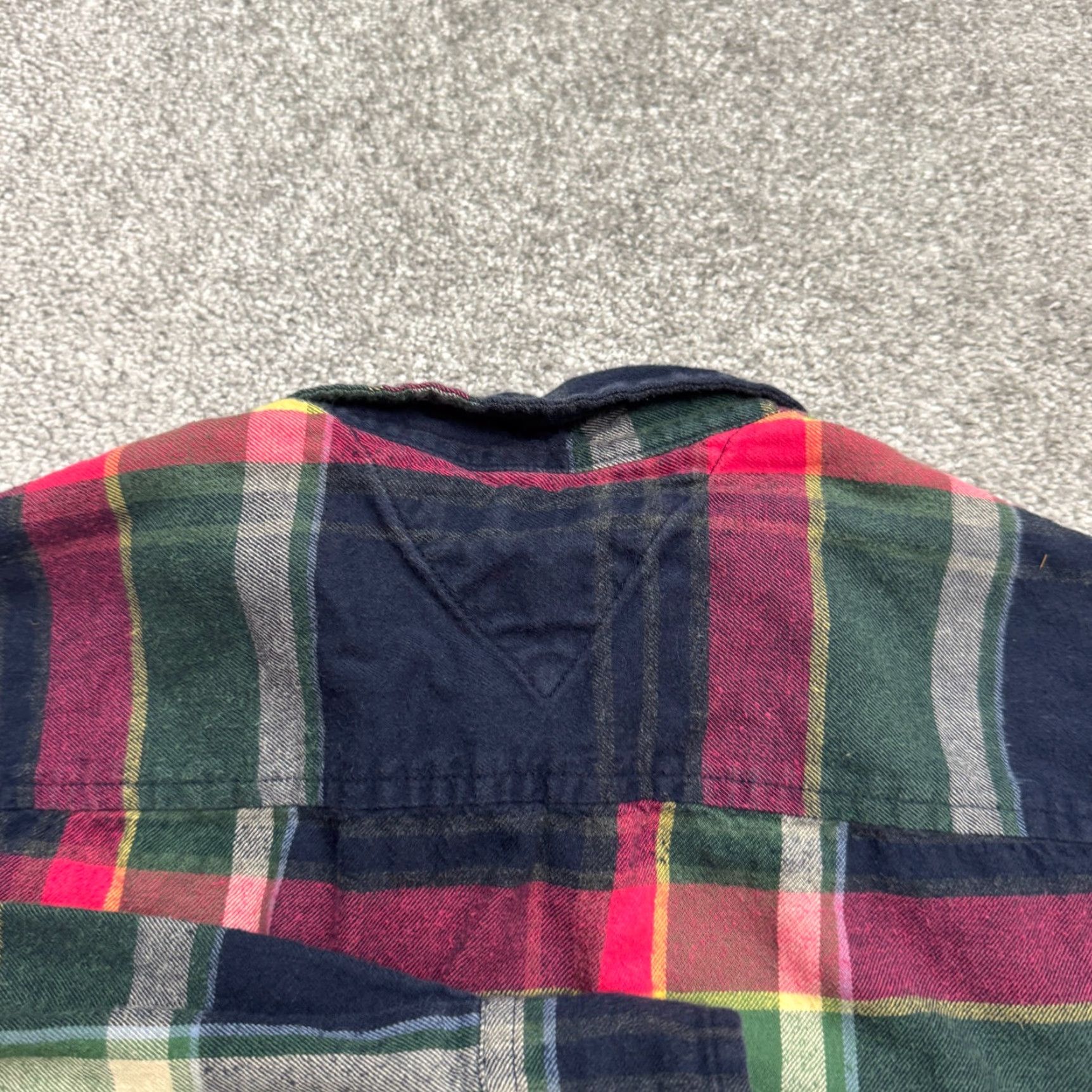 Tommy Hilfiger VINTAGE Tommy Hilfiger Men's Flannel Shirt 90s Plaid Casual Button-Down All Seasons, Multi, M Size US M / EU 48-50 / 2 - 6 Thumbnail