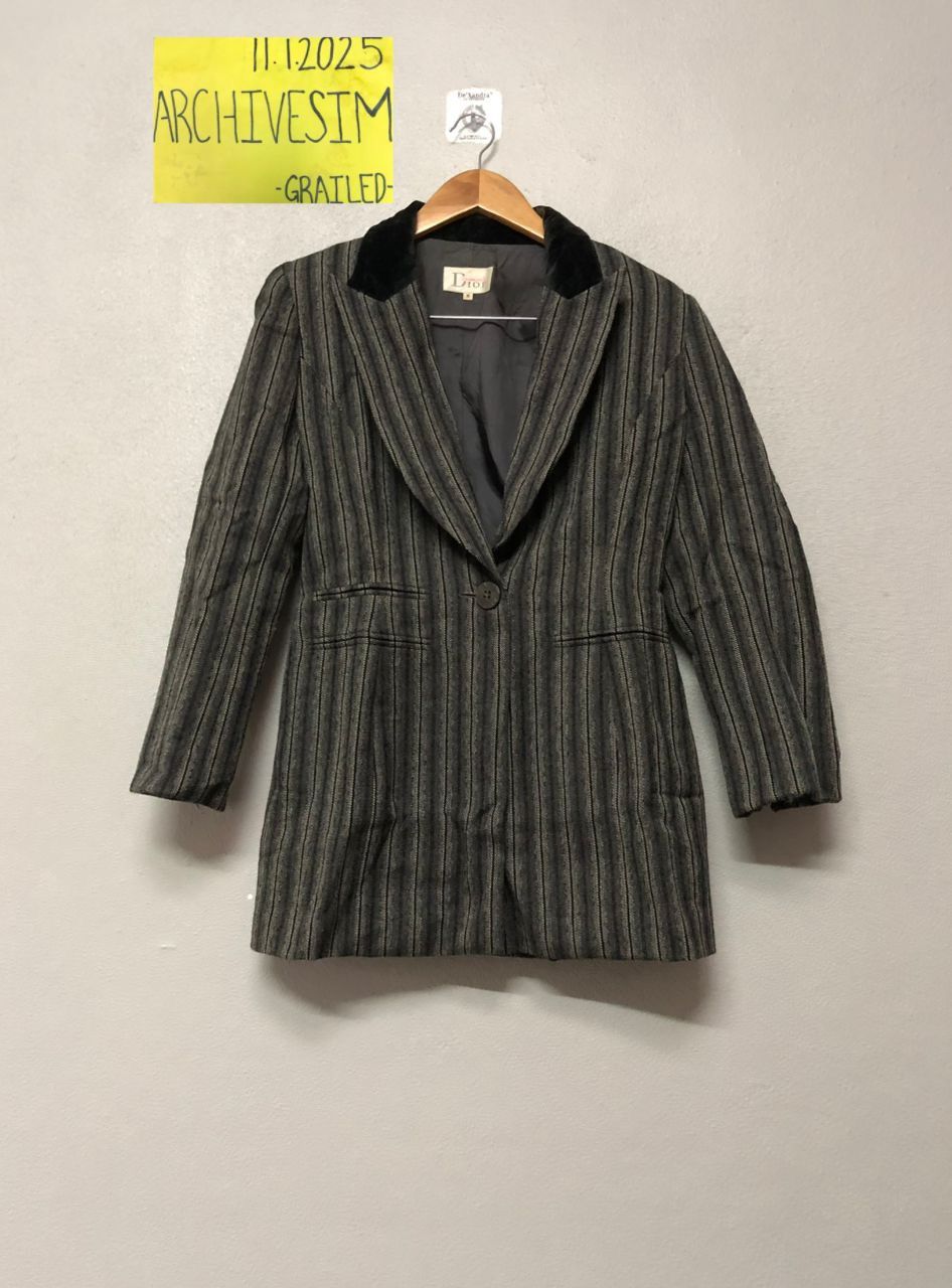 Dior Christian Dior Mademoiselle Pinstripe Wool Blazer Size M / US 6-8 / IT 42-44 - 2 Thumbnail