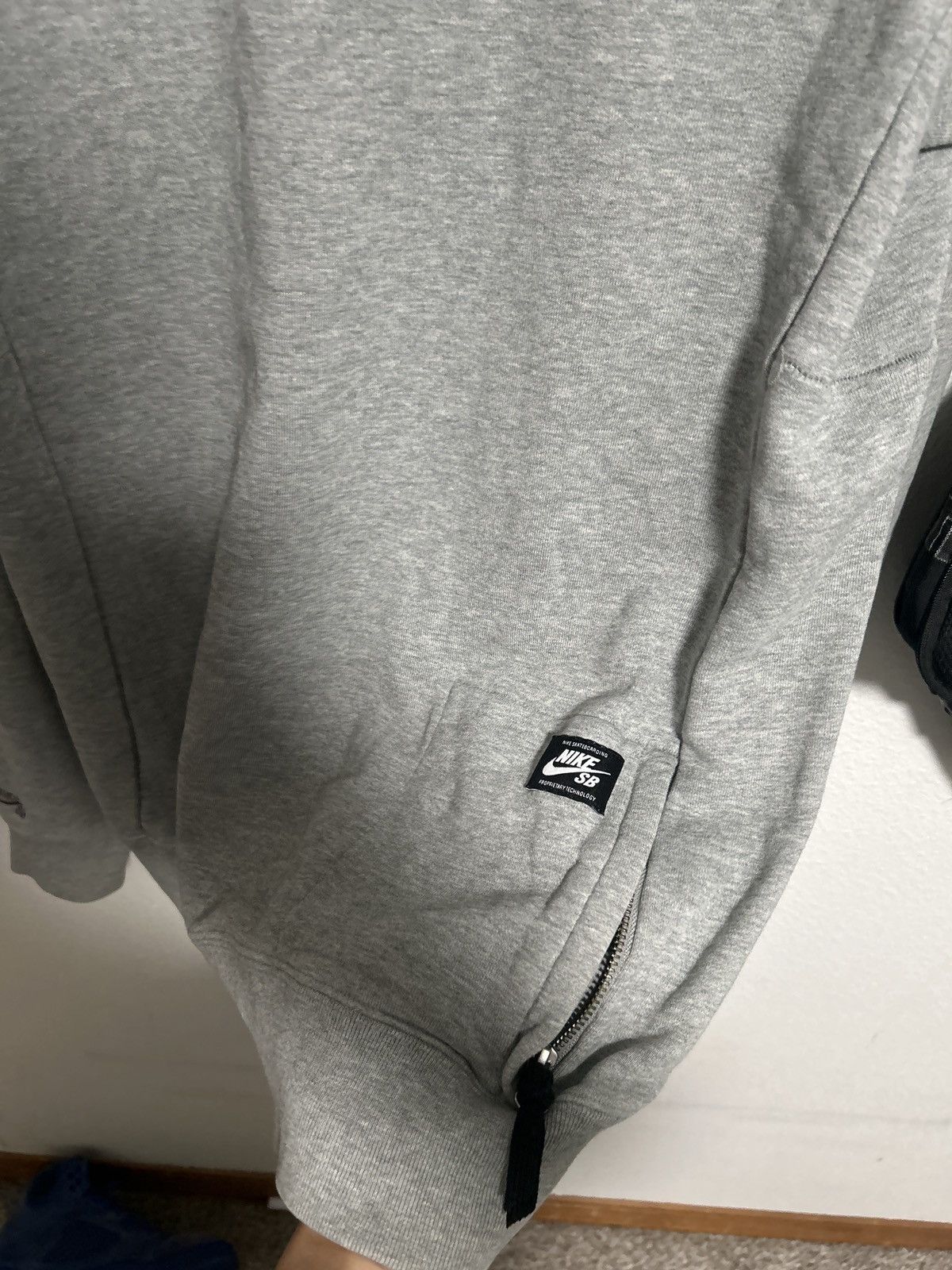 Nike Nike SB grey crewneck sweatshirt Size US M / EU 48-50 / 2 - 3 Thumbnail