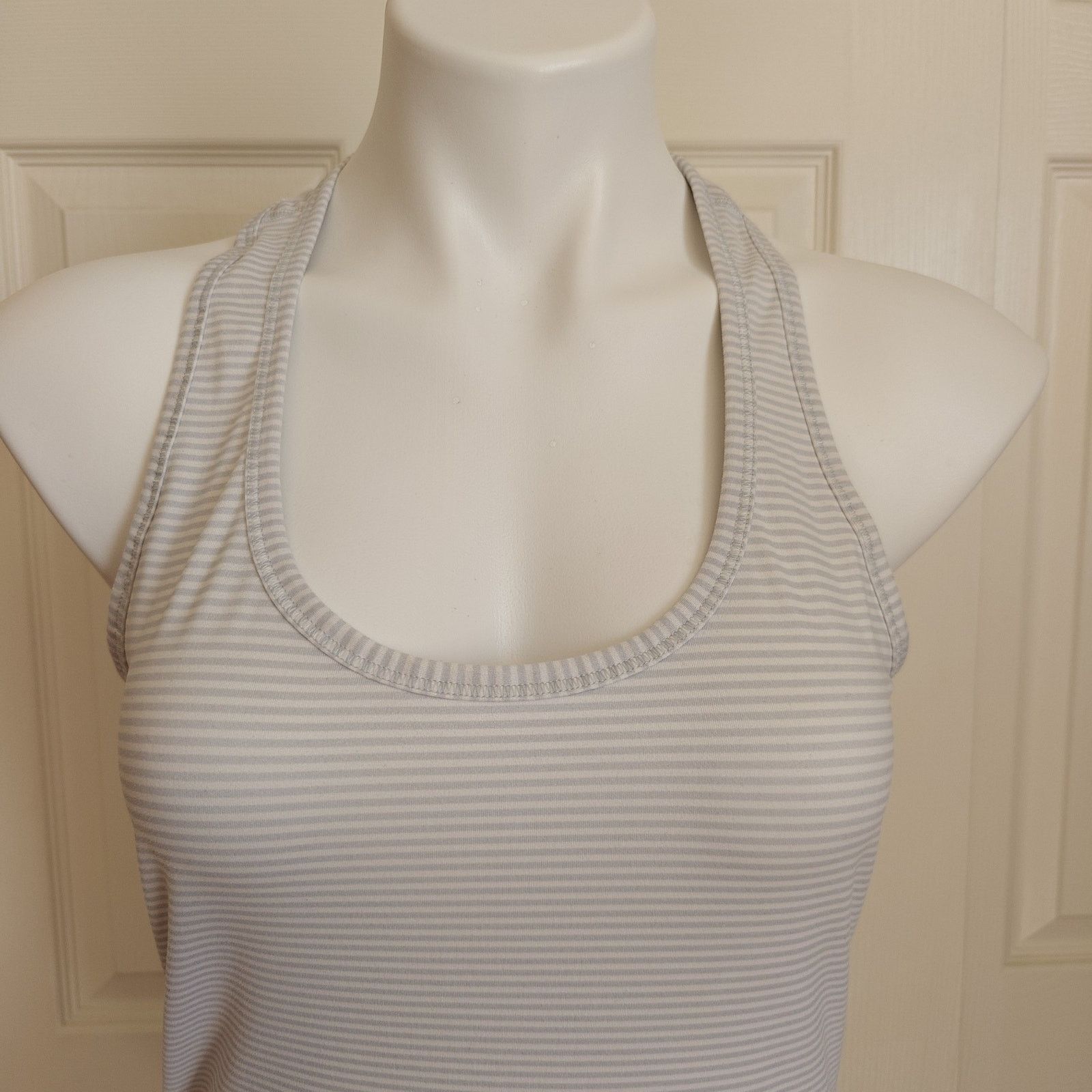 Athleta Athleta striped racerback tank top sz S Size S / US 4 / IT 40 - 3 Thumbnail