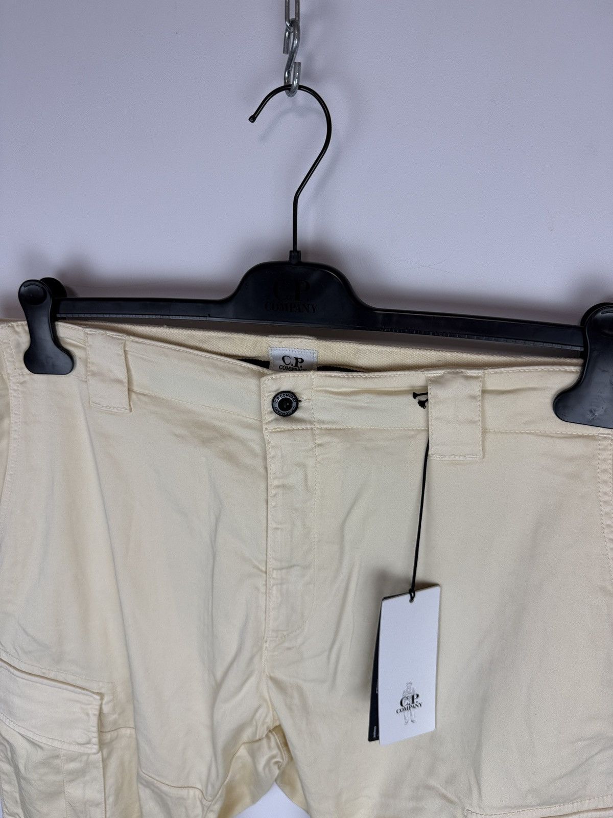 C.P. Company Off-white C.P. Company cargo trousers (brand new with tags) Size US 38 / EU 54 - 4 Thumbnail