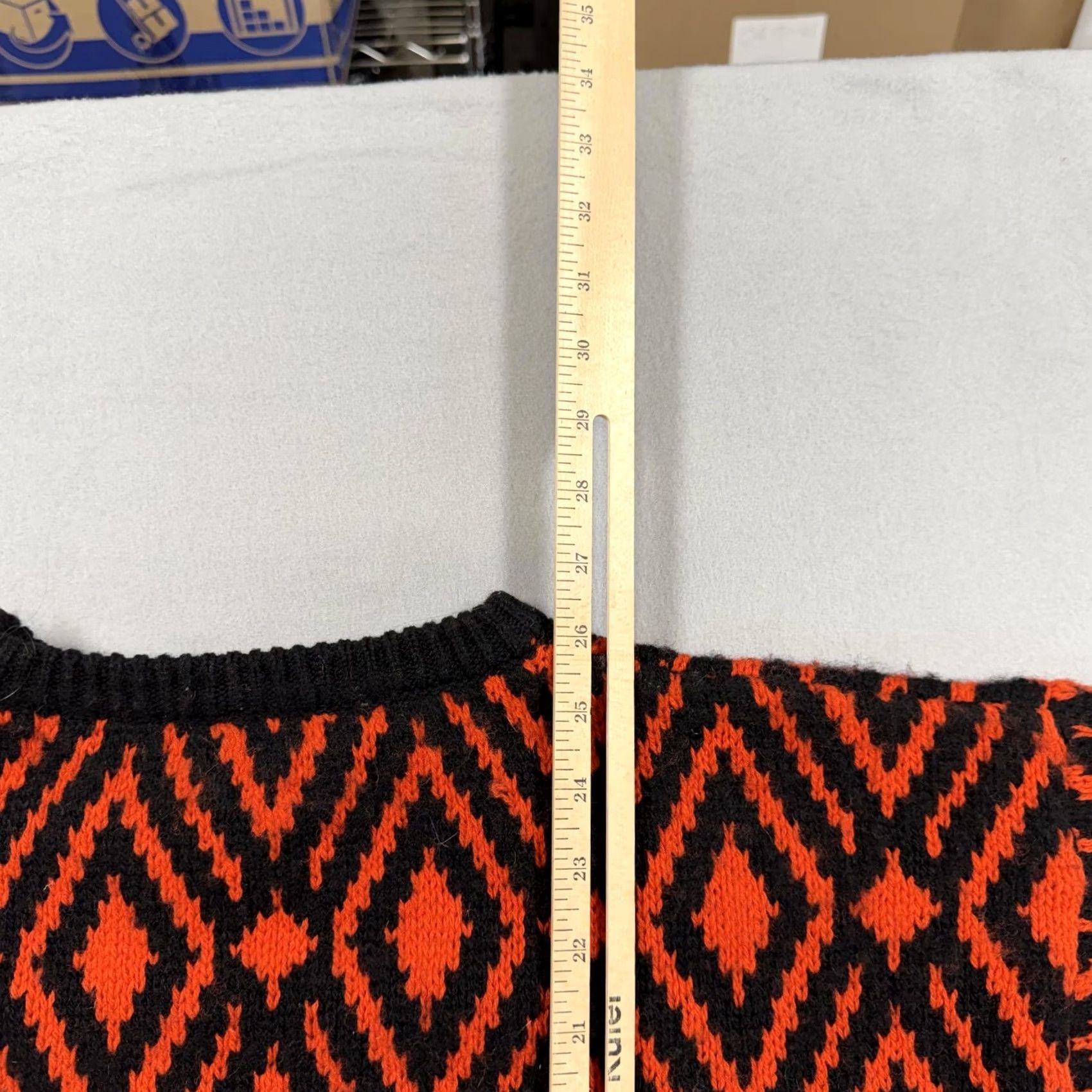 Benetton VINTAGE Benetton Sweater Mens L Orange Argyle Crewneck Wool Italy Size US L / EU 52-54 / 3 - 5 Thumbnail