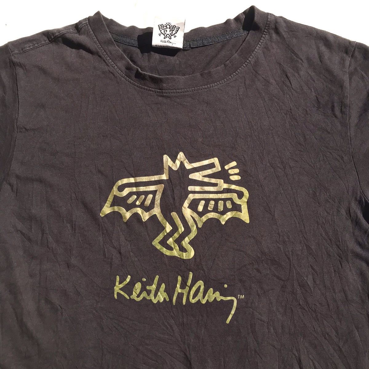 Keith Haring × Vintage keith haring Official Tshirt Black Gold Pattern Size US L / EU 52-54 / 3 - 1 Thumbnail