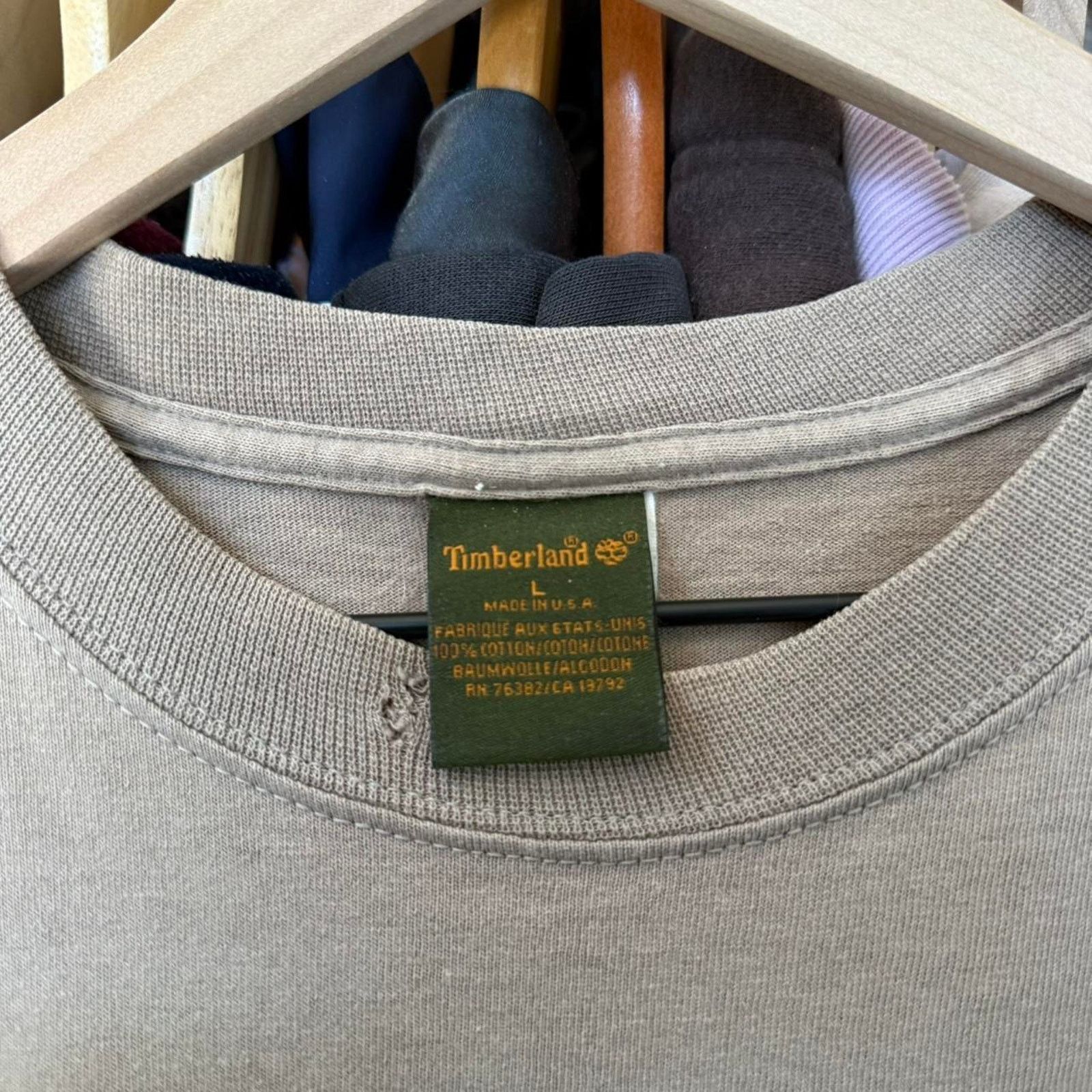 Timberland Vintage 90s Timberland Faded Simple Embroidered Logo T-Shirt Size US L / EU 52-54 / 3 - 5 Thumbnail