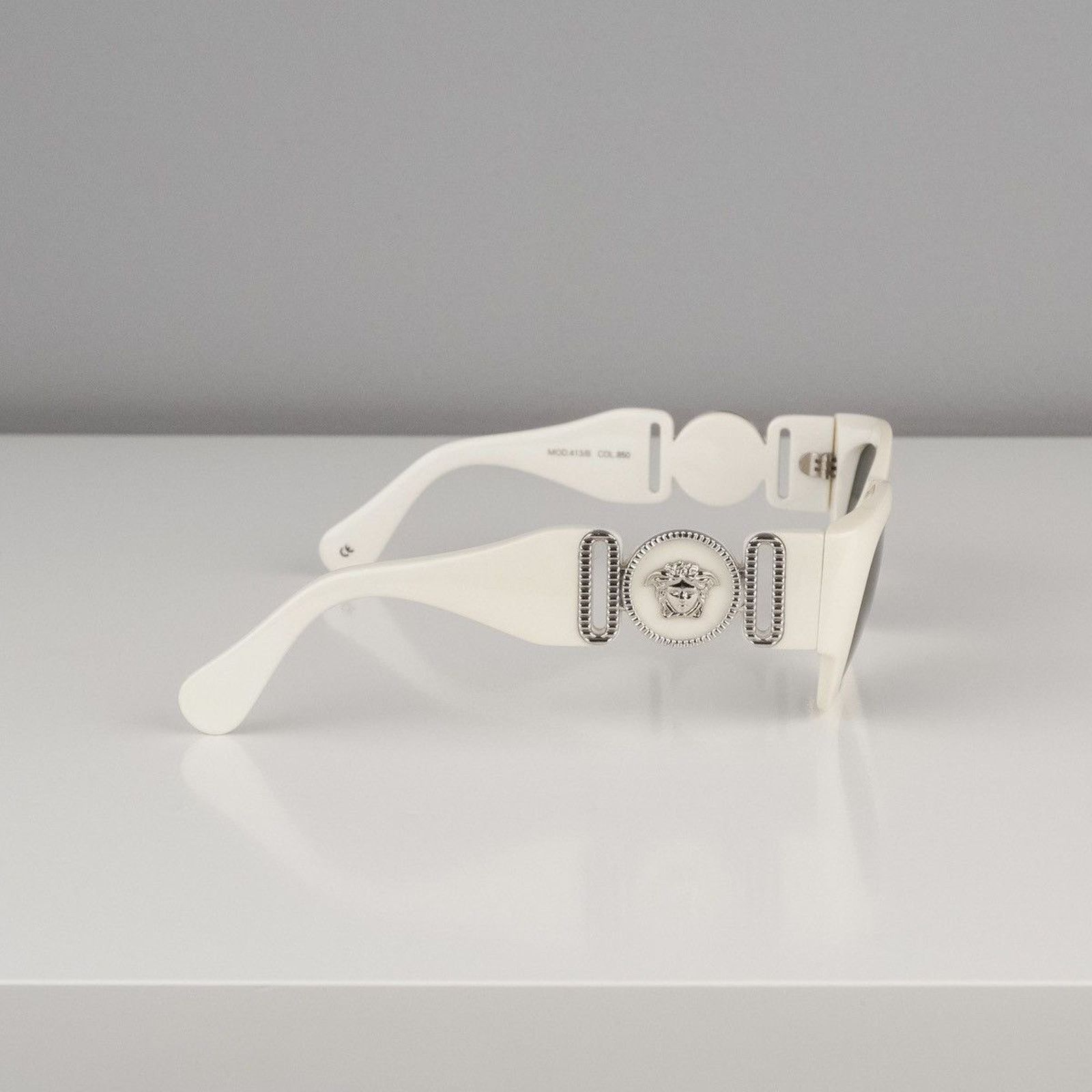 Versace Vintage 90’s versace biggie silver medusa logo sunglasses Size ONE SIZE - 3 Thumbnail