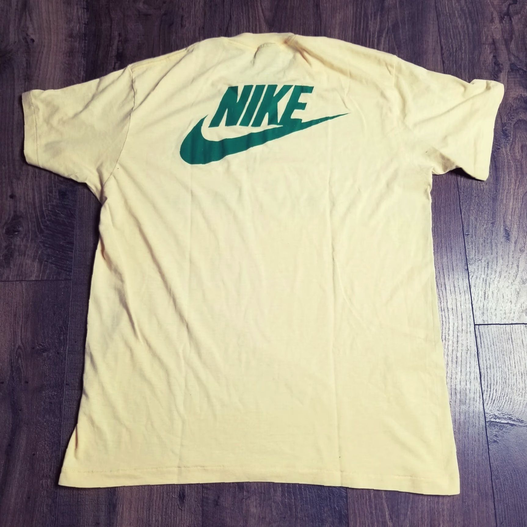 Nike VINTAGE Nike Shirt Mens L Yellow Bardmoor Tennis Center Distressed Double Sided USA 1980s Graphic Tee Mens Size US L / EU 52-54 / 3 - 2 Thumbnail