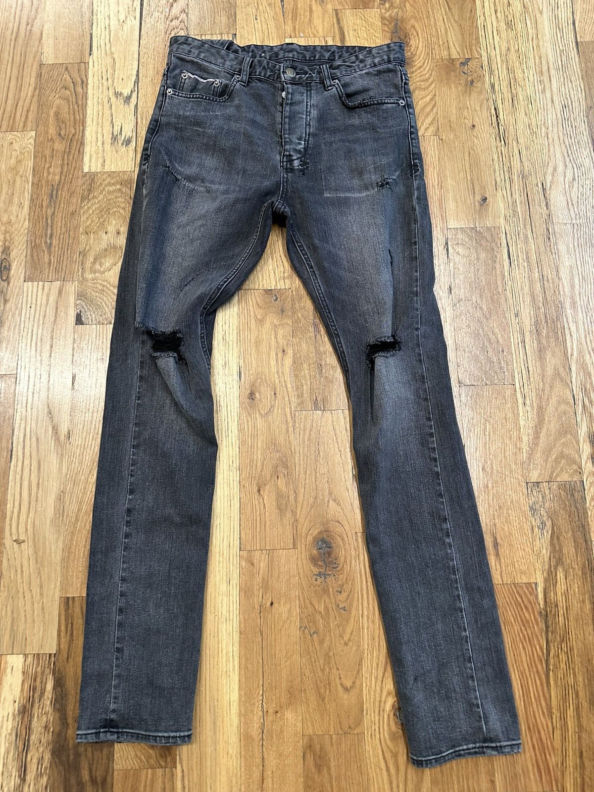 Ksubi Ksubi Knee Hole Dark Gray Denim Jeans Size 30 Size US 30 / EU 46 - 1 Thumbnail