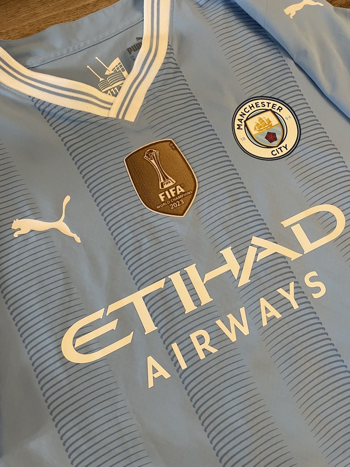 Puma MANCHESTER CITY 2023-2024 Haaland Home Jersey Size US M / EU 48-50 / 2 - 8 Thumbnail