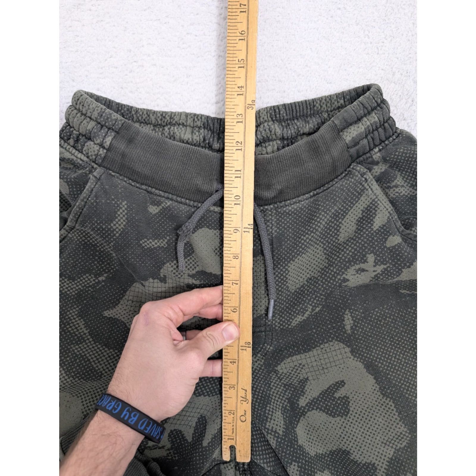 Under Armour UNDER ARMOUR FLEECE LINED Jogger SWEATPANTS Green CAMO MENS Medium Size US 31 - 3 Thumbnail