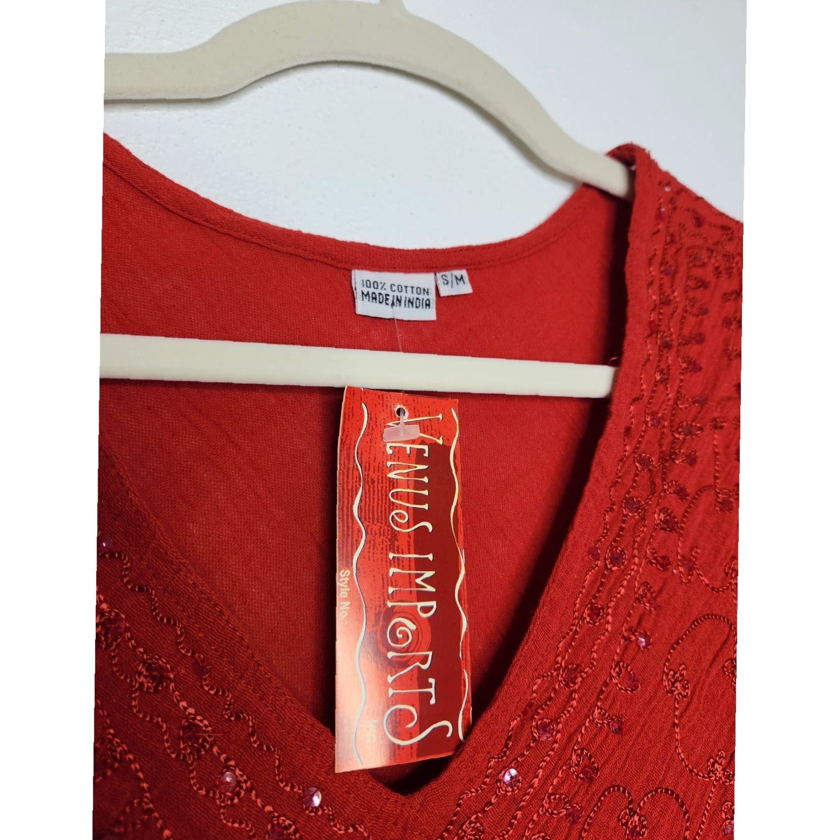 Venus VINTAGE Venus Imports S/M Red Tank Top Asymmetrical Hem Beaded Sequence NWT Womens Tank S/M Red Venus Imports 90s Y2K Modern Vintage Style Size S / US 4 / IT 40 - 5 Thumbnail