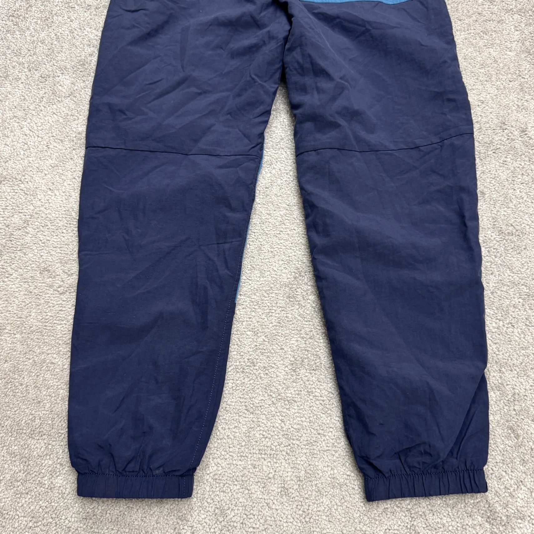 American Eagle Outfitters American Eagle Outfitters Nylon Jogger Pants Mens S Navy Blue Logo Size US 29 - 7 Thumbnail