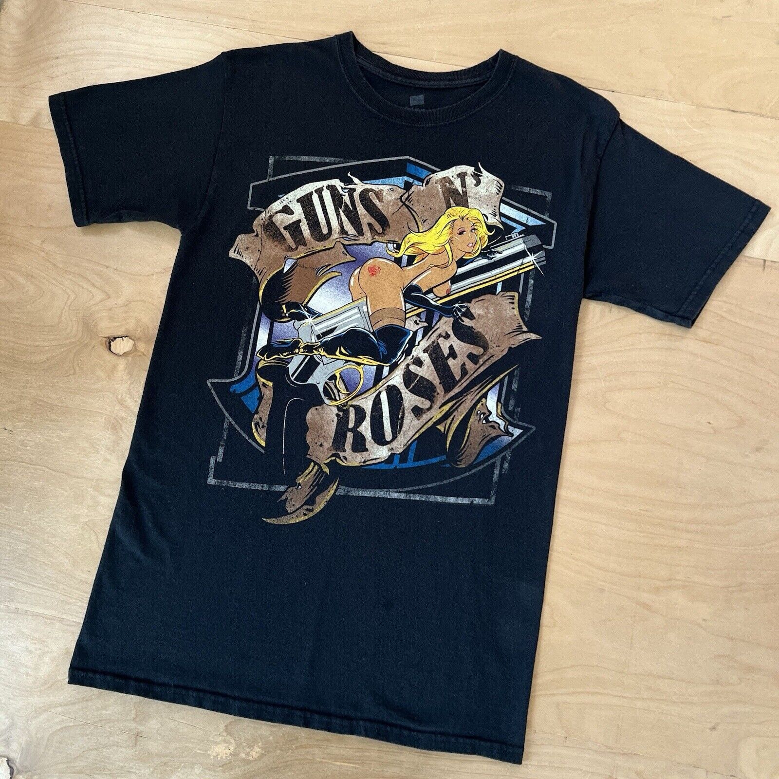 Vintage Guns N Roses Tour Shirt Small Black North America Music Size US S / EU 44-46 / 1 - 7 Thumbnail