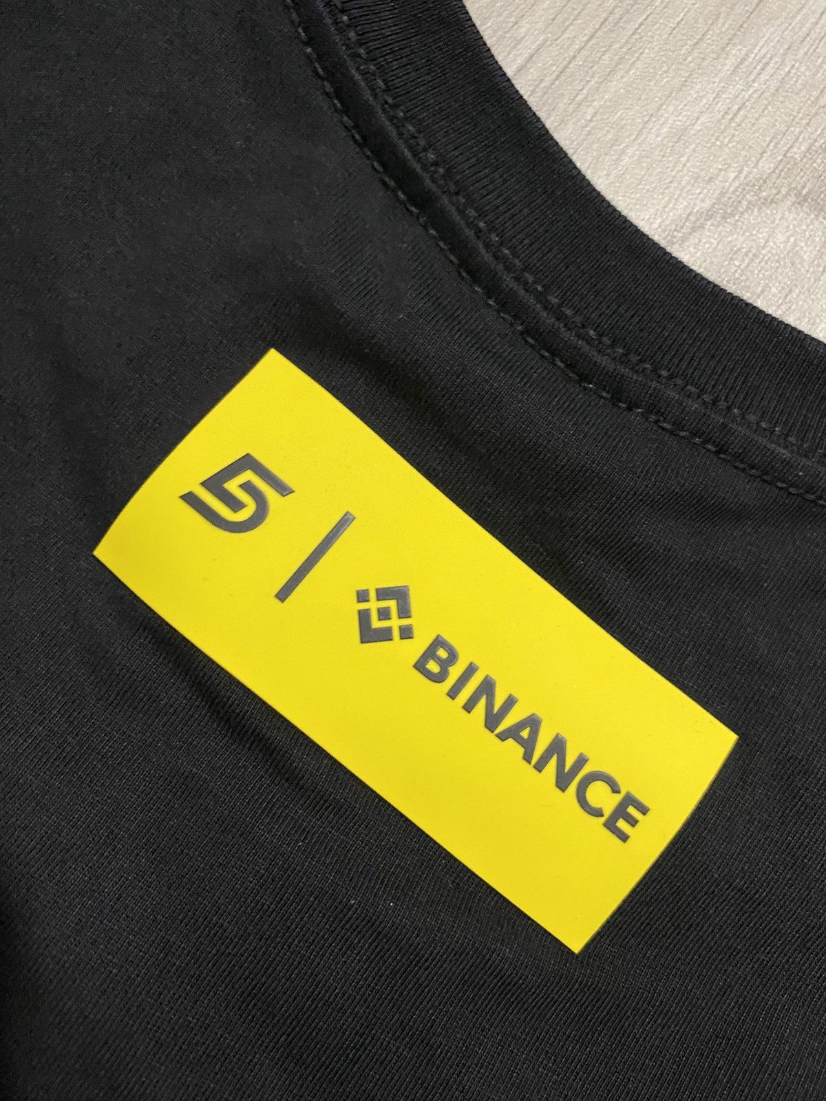 Other Binance Merch T-Shirt Size US S / EU 44-46 / 1 - 7 Thumbnail