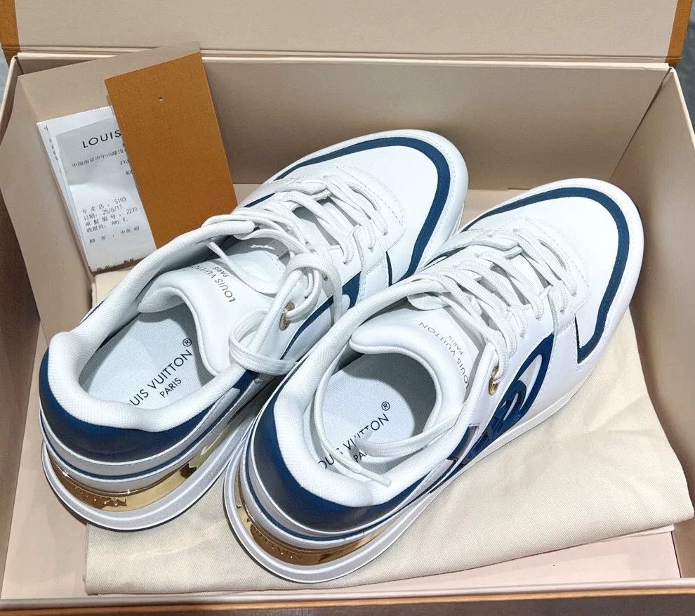 Louis Vuitton Louis Vuitton Runway Sneakers New Size US 7 / IT 37 - 1 Thumbnail