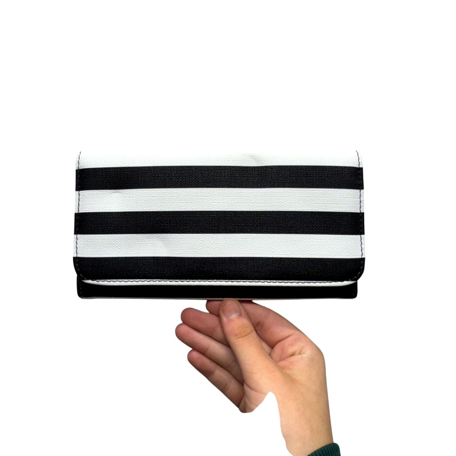 Vintage KUT from the Kloth Wallet Black & White Striped Wallet 43B Womens N/A Folding Card Credit Snap Closure Compact Pre-Owned Like New Size ONE SIZE - 2 Thumbnail