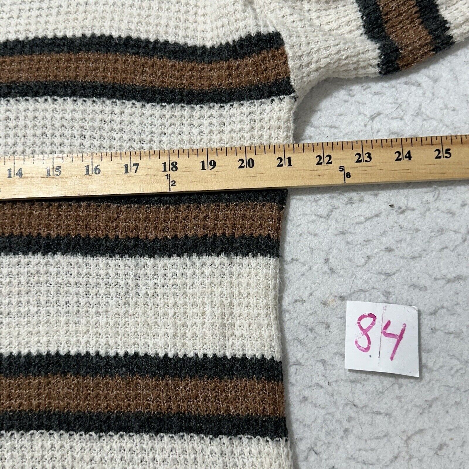 American Eagle Outfitters American Eagle Small Oversized V-Neck Cream Brown Sweater Size S / US 4 / IT 40 - 9 Thumbnail