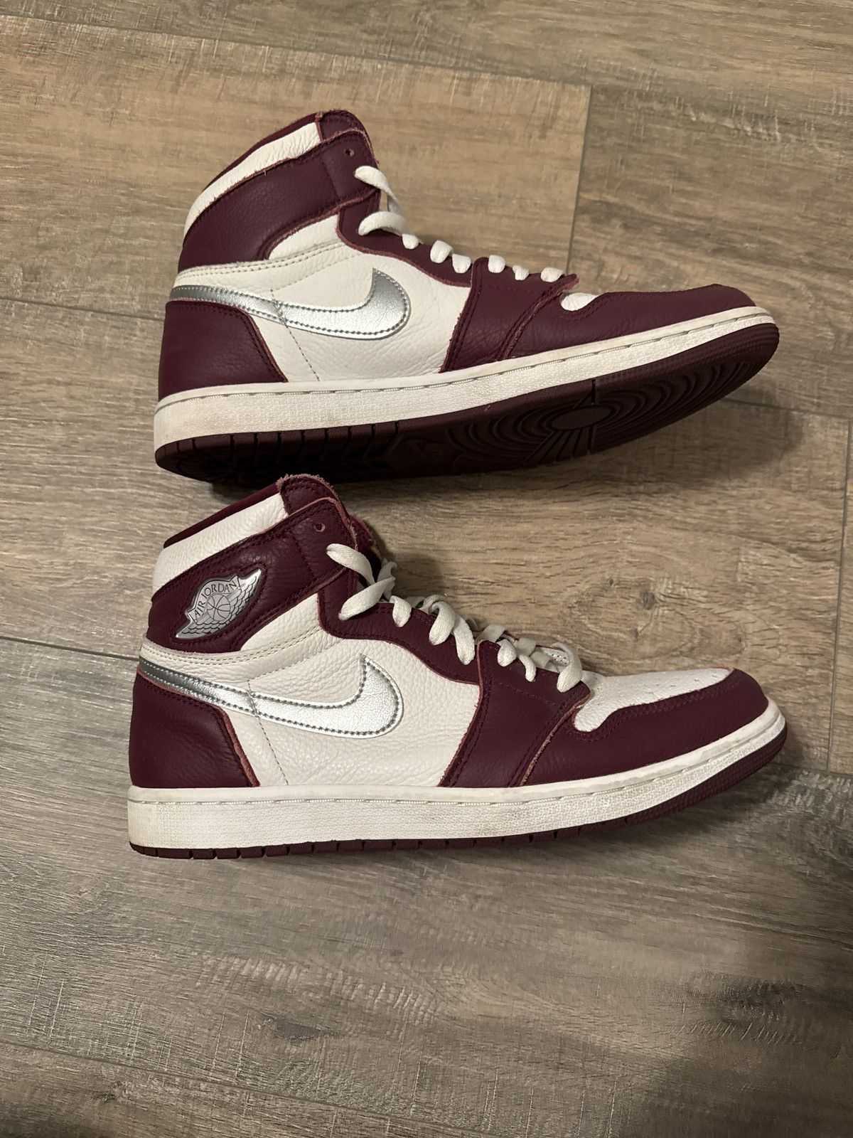 Jordan Brand × Nike Jordan 1 Bordeaux high Size US 10 / EU 43 - 3 Thumbnail