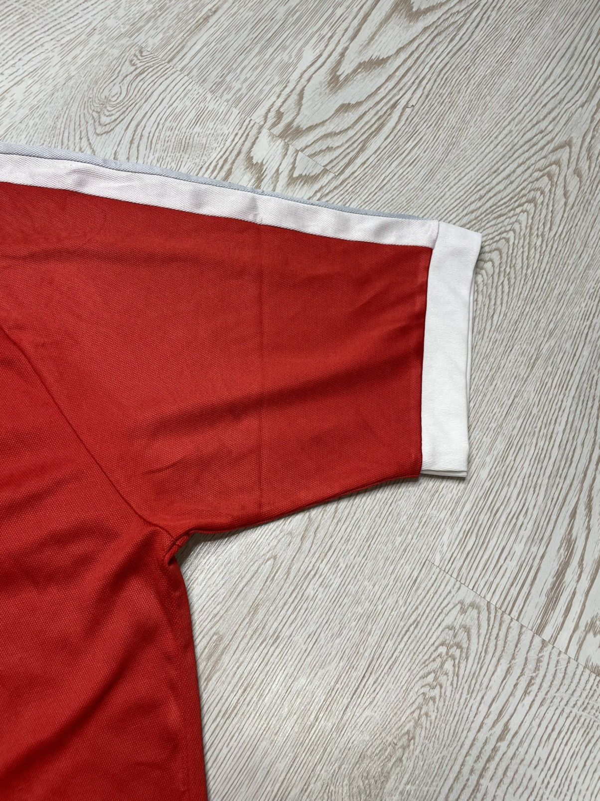Puma × Vintage Retro Puma Suisse soccer jersey Size US L / EU 52-54 / 3 - 4 Thumbnail