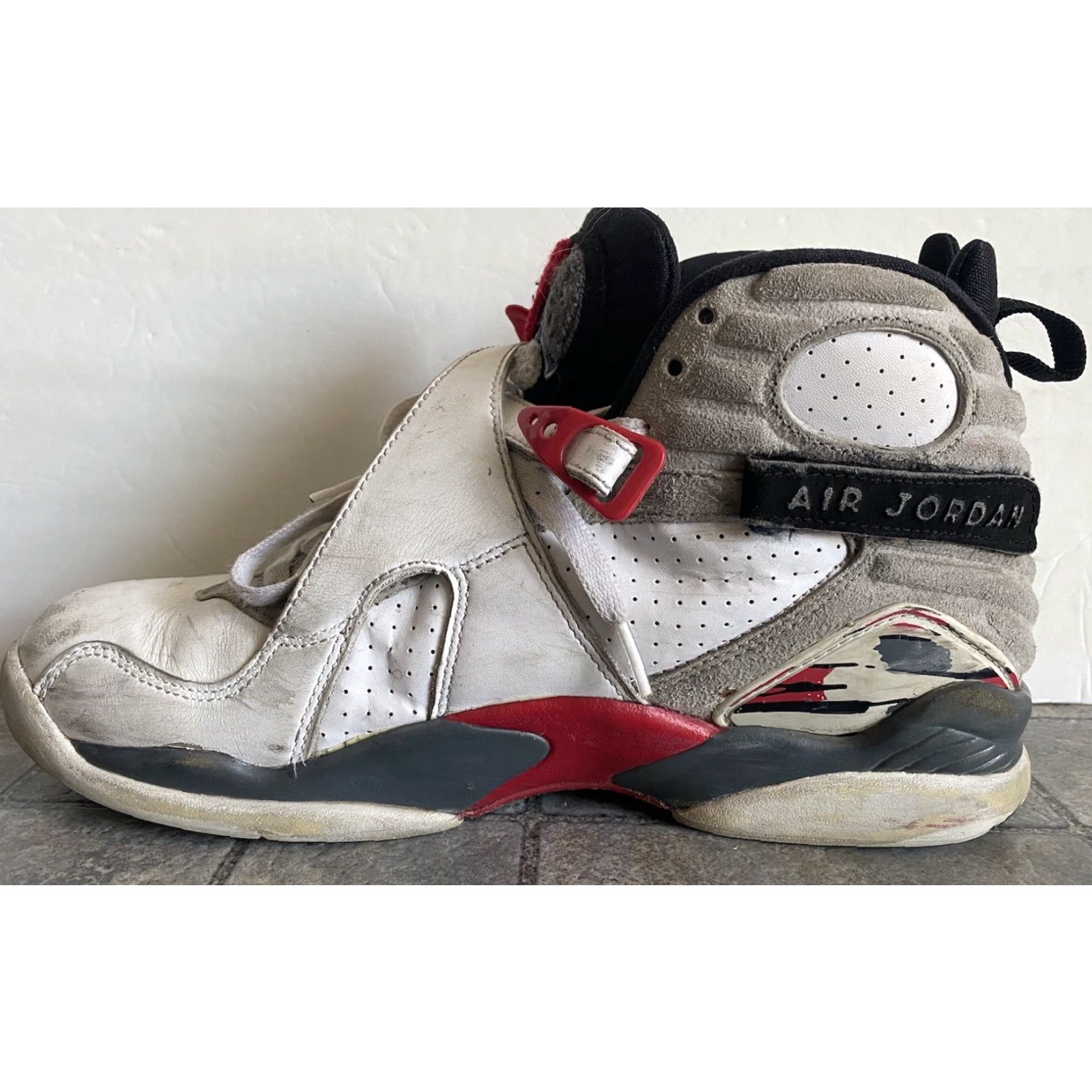 Jordan Brand Jordan 8 Retro White 2013 Sneaker Size 9.5 Men White 305381-103 N/A Size US 10 / EU 43 - 3 Thumbnail